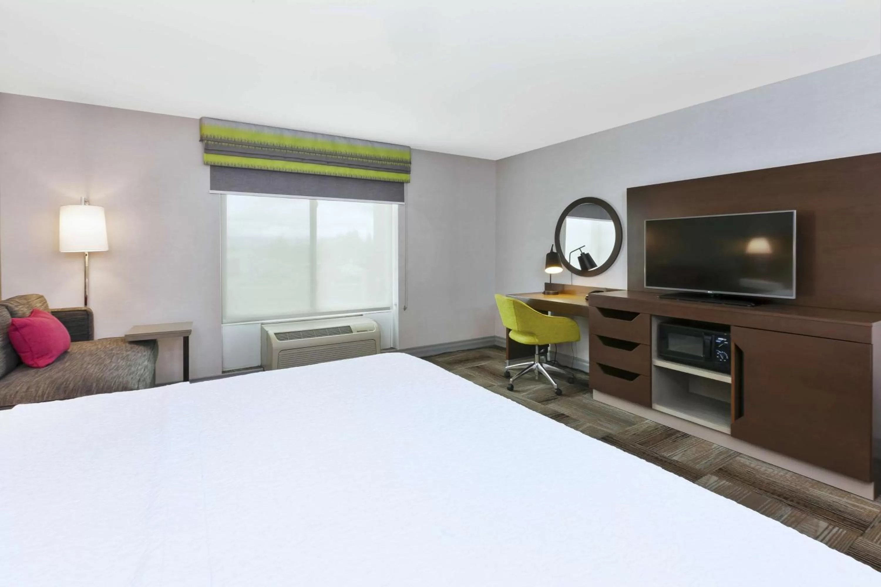 Bedroom in Hampton Inn Idaho Falls