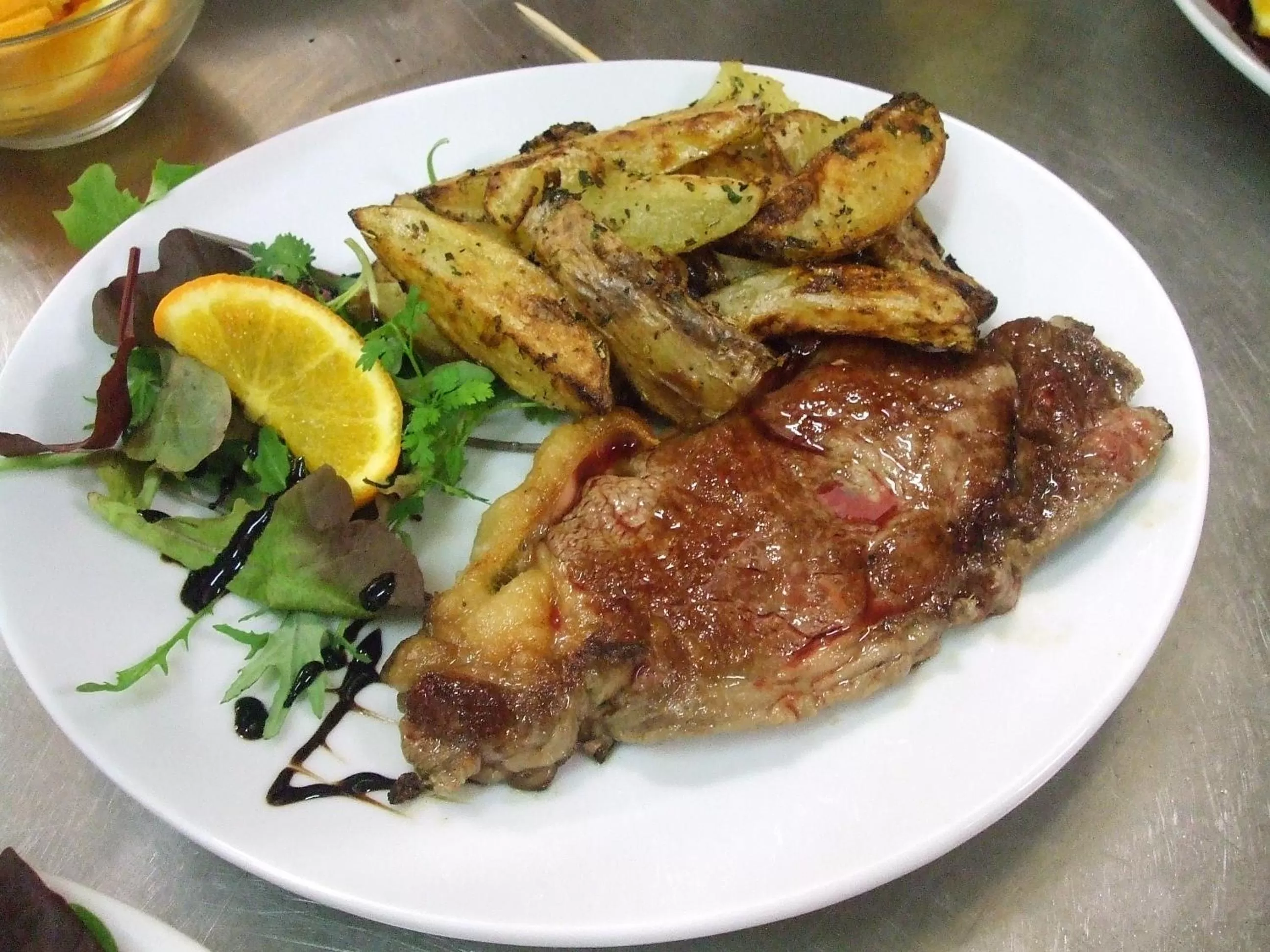 Lunch in Le Relais de la RN7