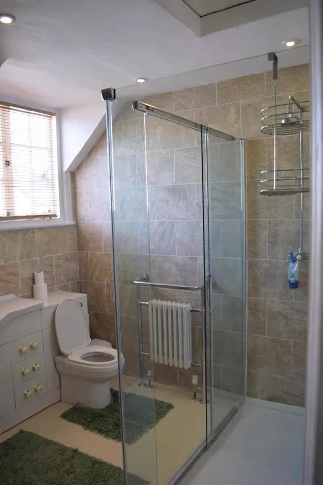 Bathroom in St Peters Bed and Breakfast