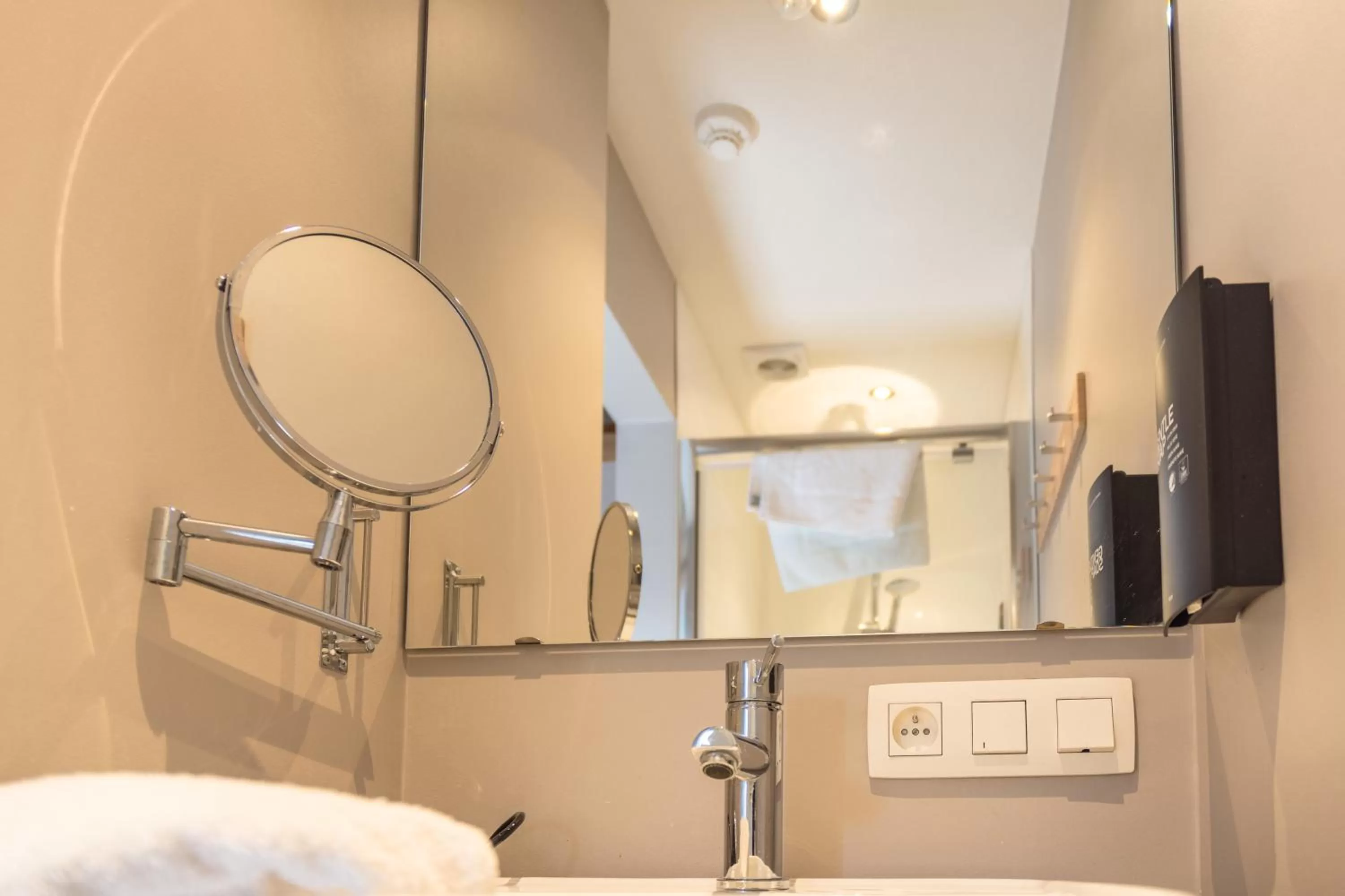 Bathroom in Oud Gemeentehuis