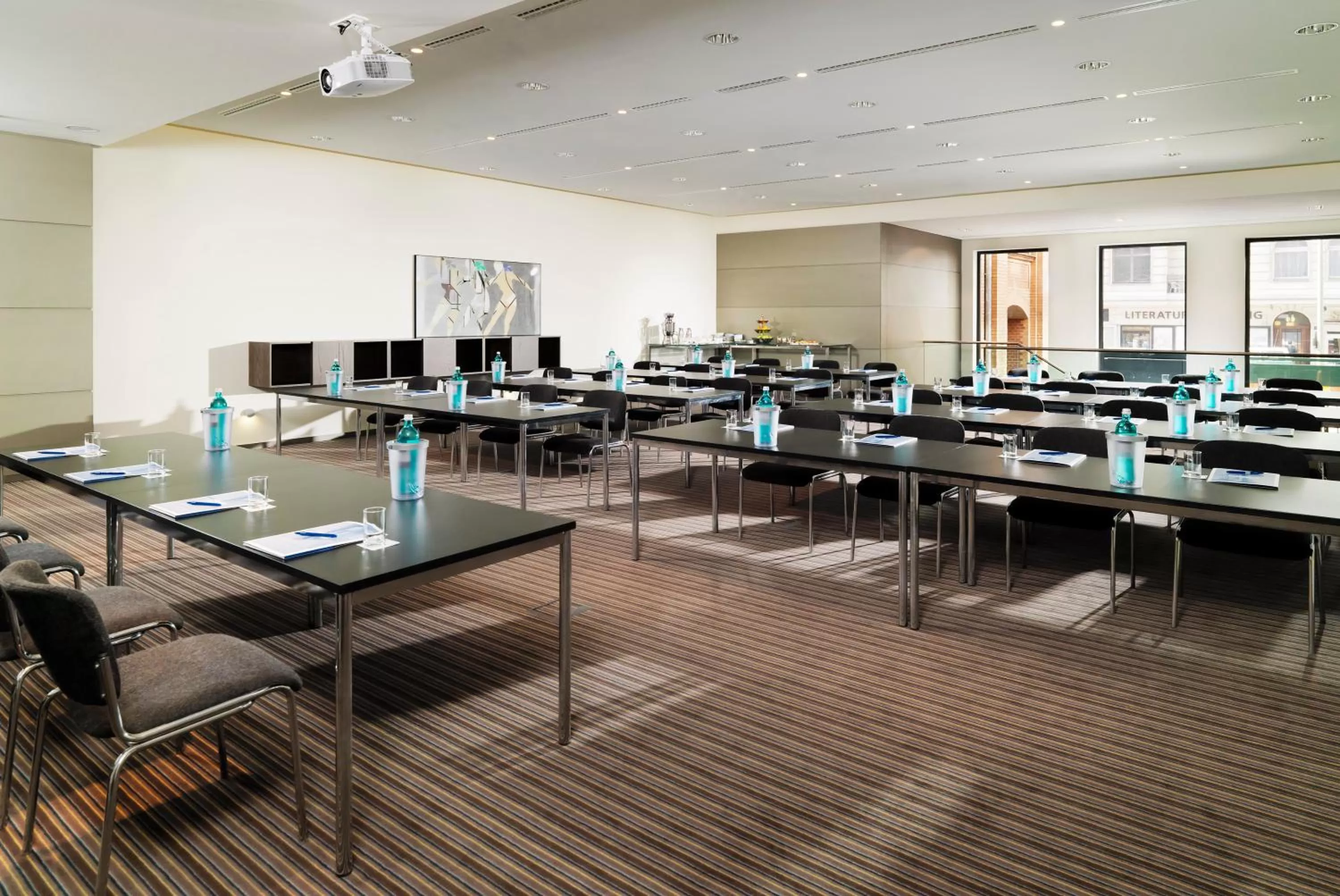 Business facilities in H10 Berlin Ku'Damm