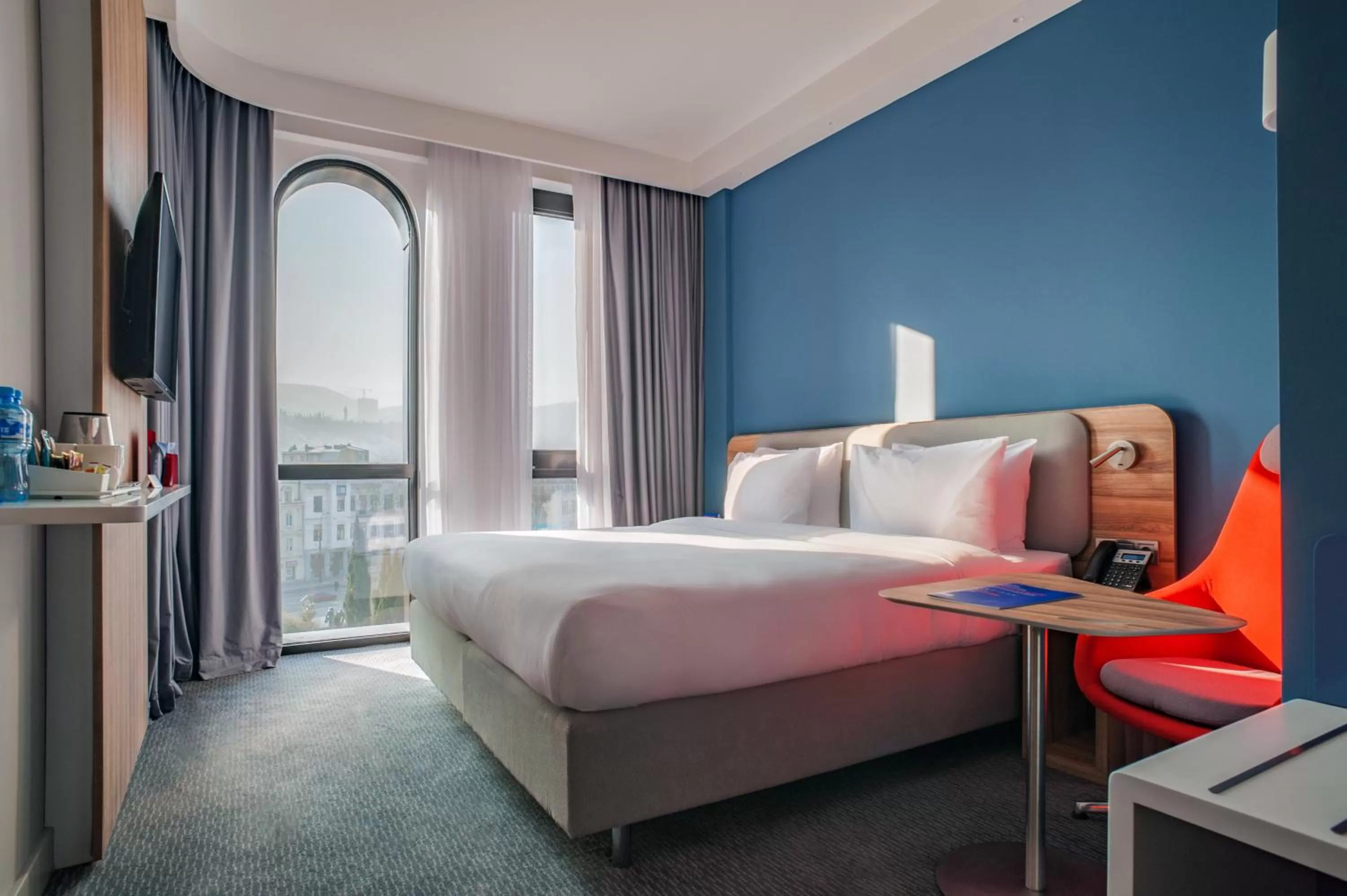 Standard King Room with City View in Holiday Inn Express Tbilisi Avlabari, an IHG Hotel