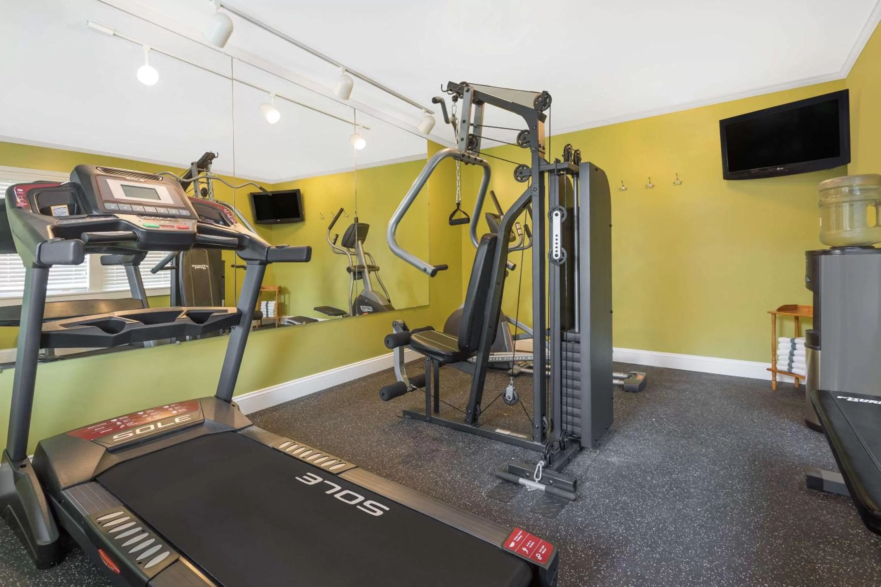 Fitness centre/facilities in Baymont by Wyndham Sevierville Pigeon Forge