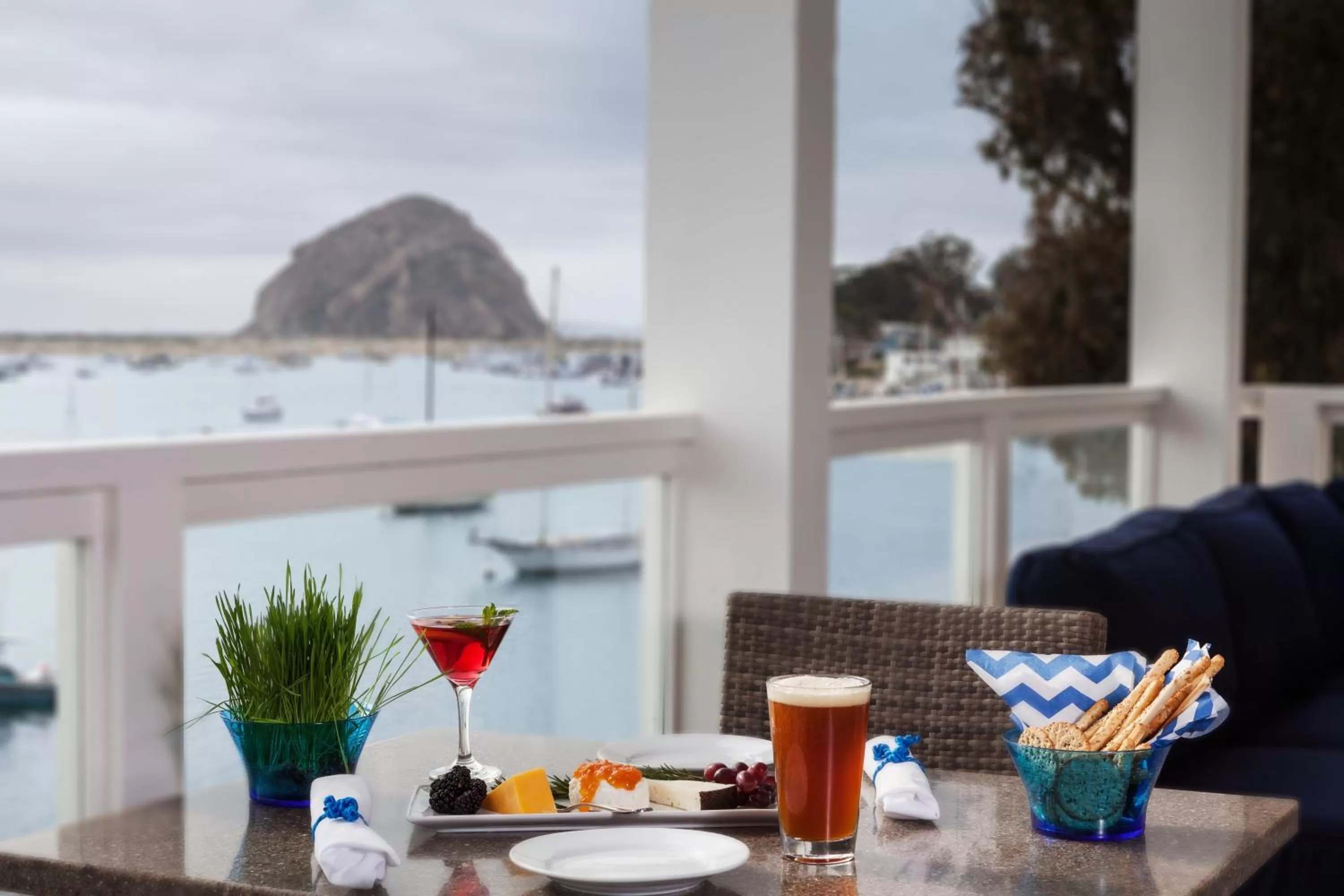 Food and drinks in Inn at Morro Bay