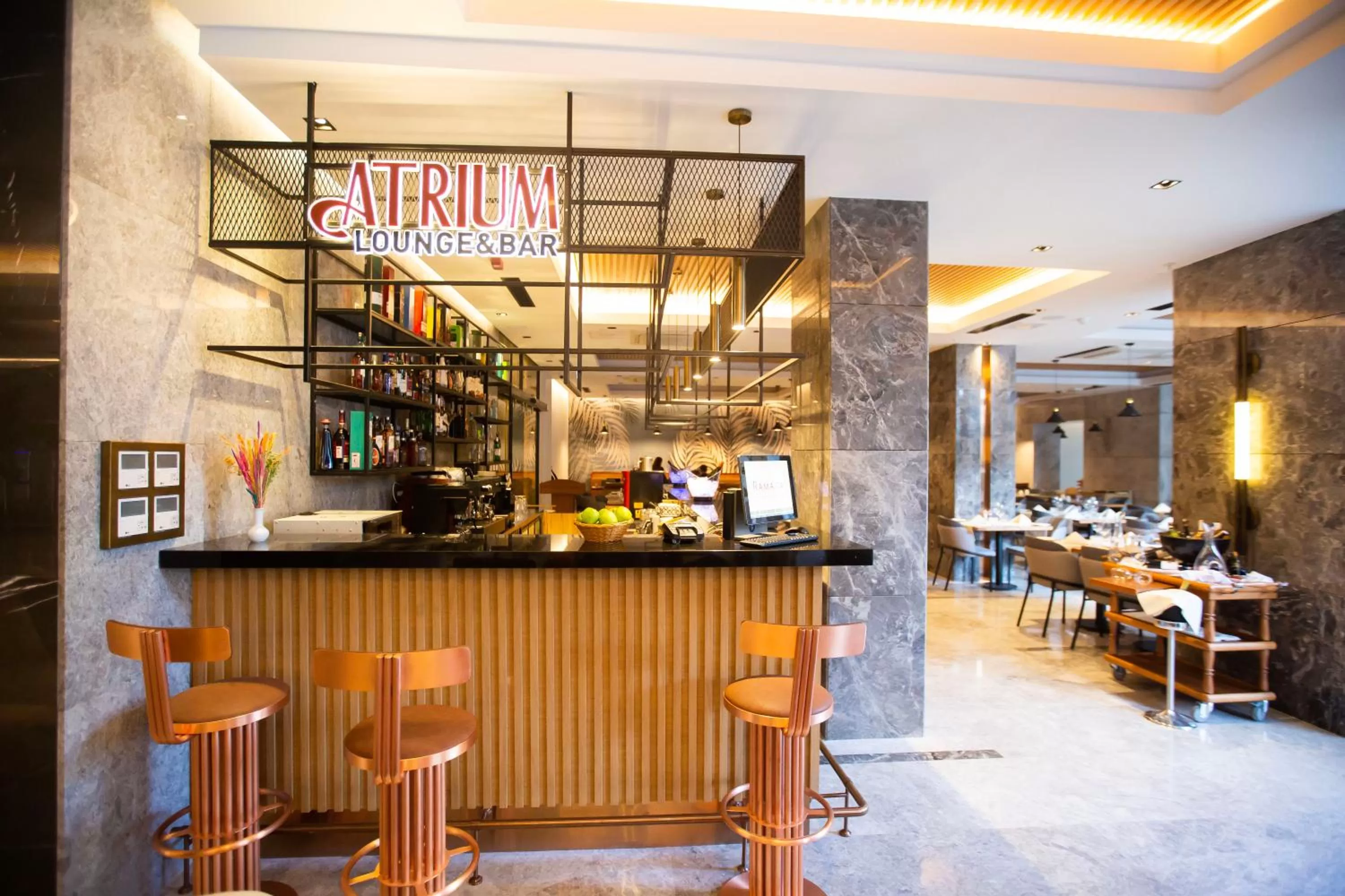 Lounge or bar in Ramada Plaza Sultanahmet