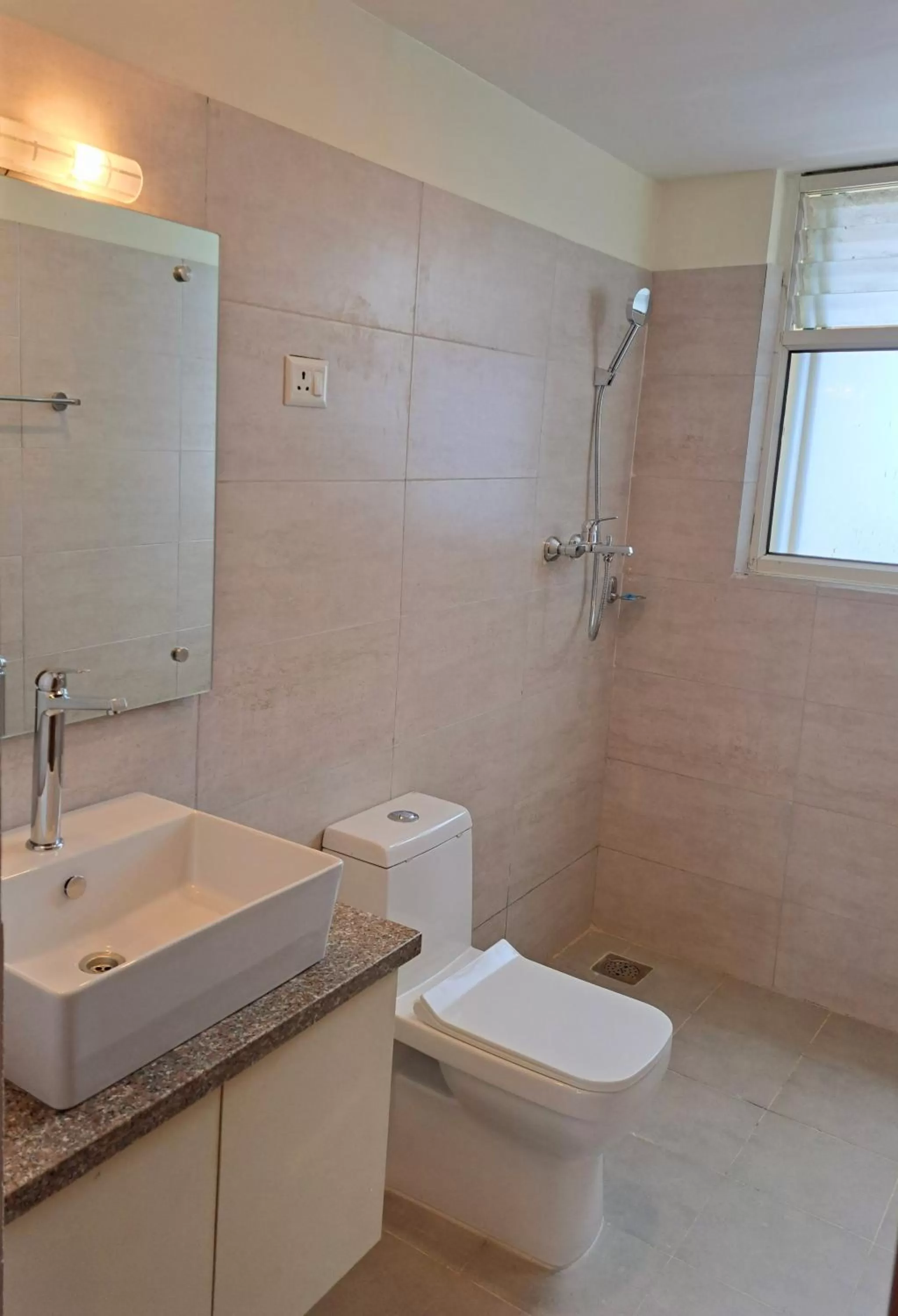 Bathroom in Rodeos Inn