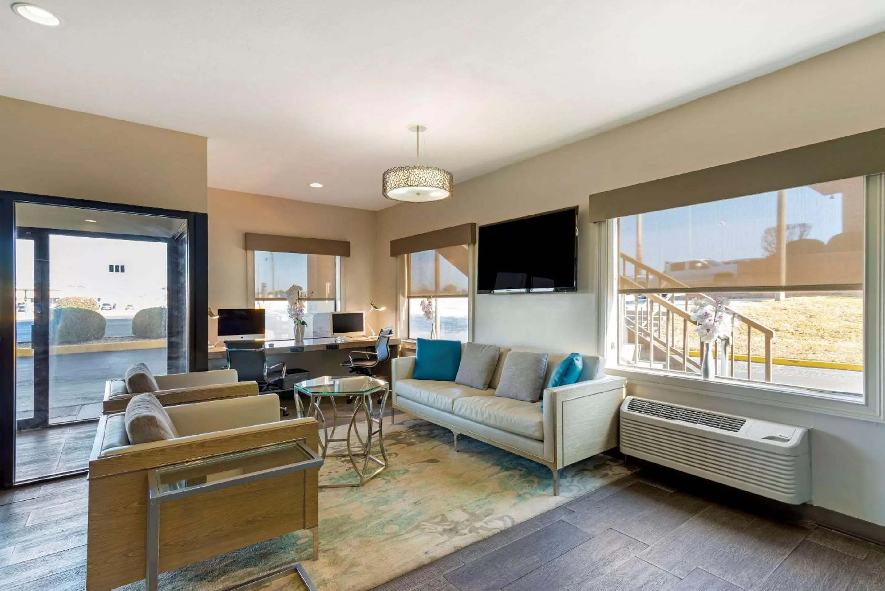 Lobby or reception in Quality Inn Ashburn