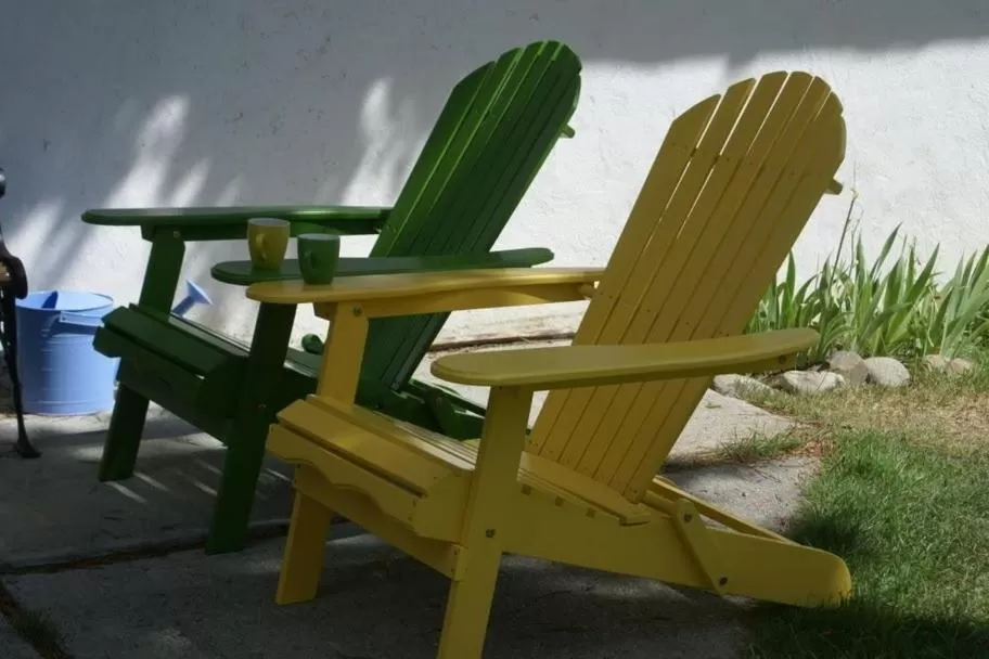 Garden in Alpenglow Bed and Breakfast