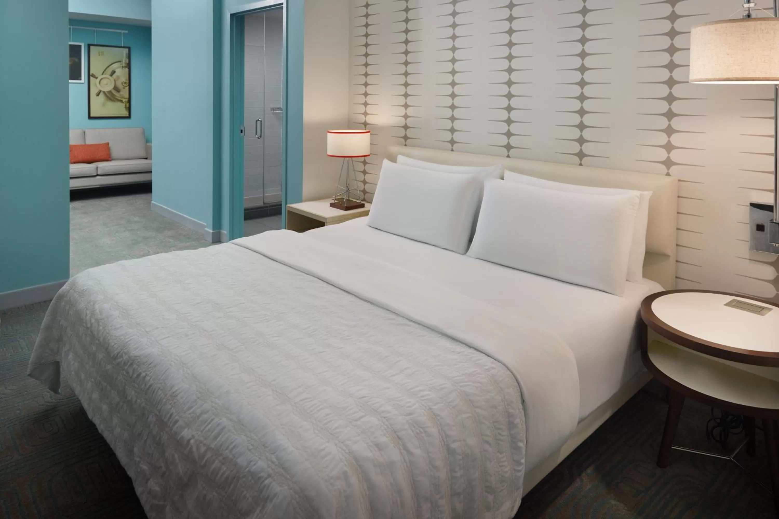 Photo of the whole room, Bed in Le Meridien Tampa, The Courthouse