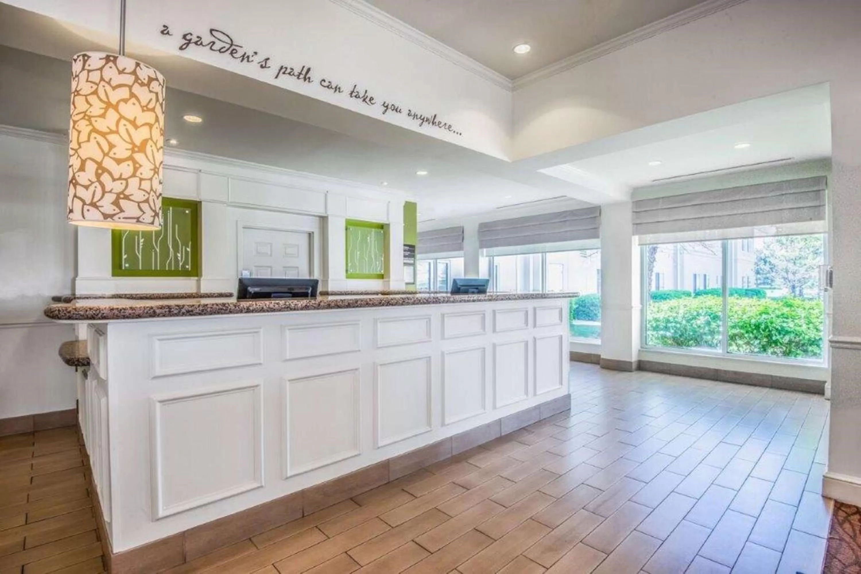 Lobby or reception in Hilton Garden Inn Wichita