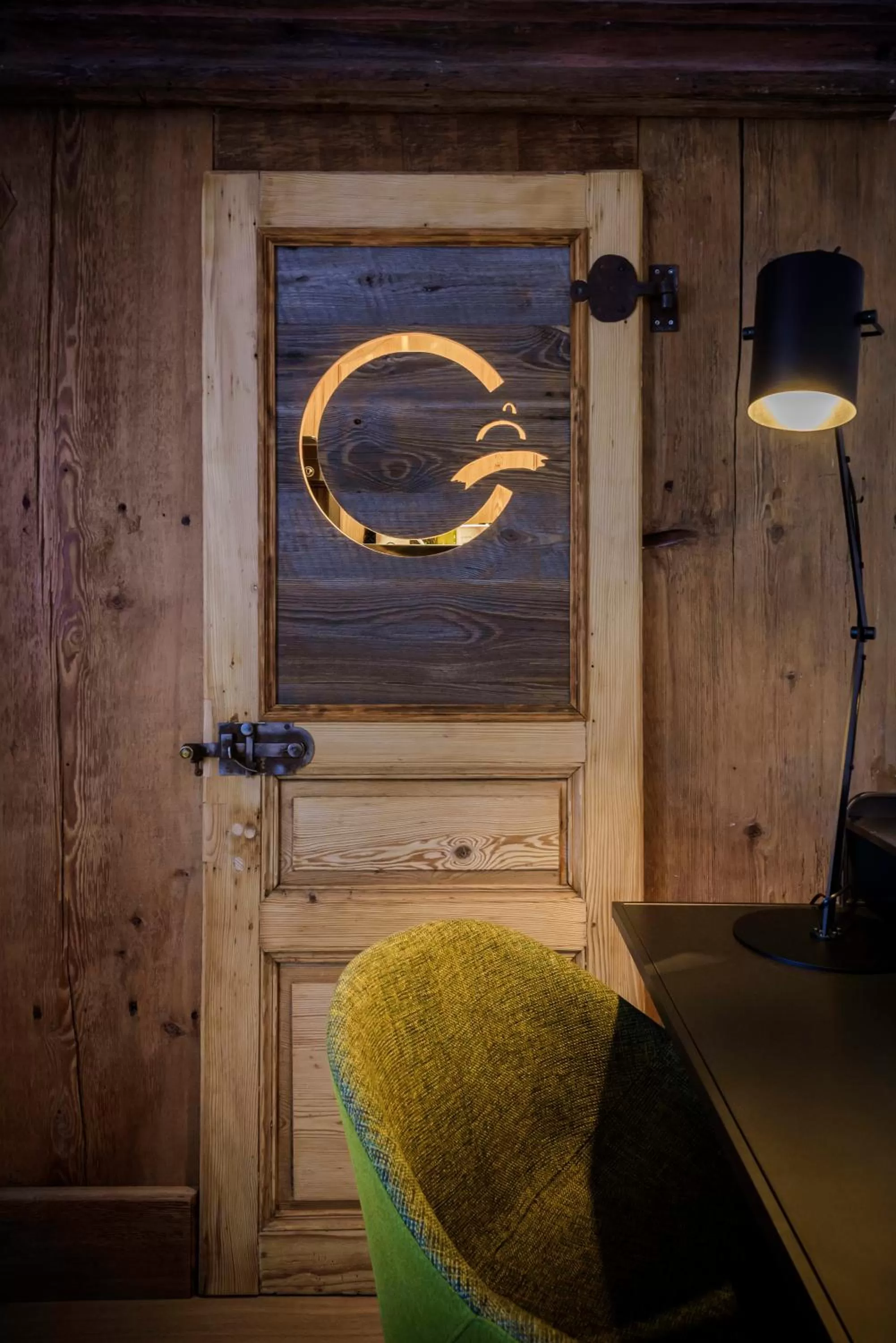 Seating area in Hôtel La Garenne