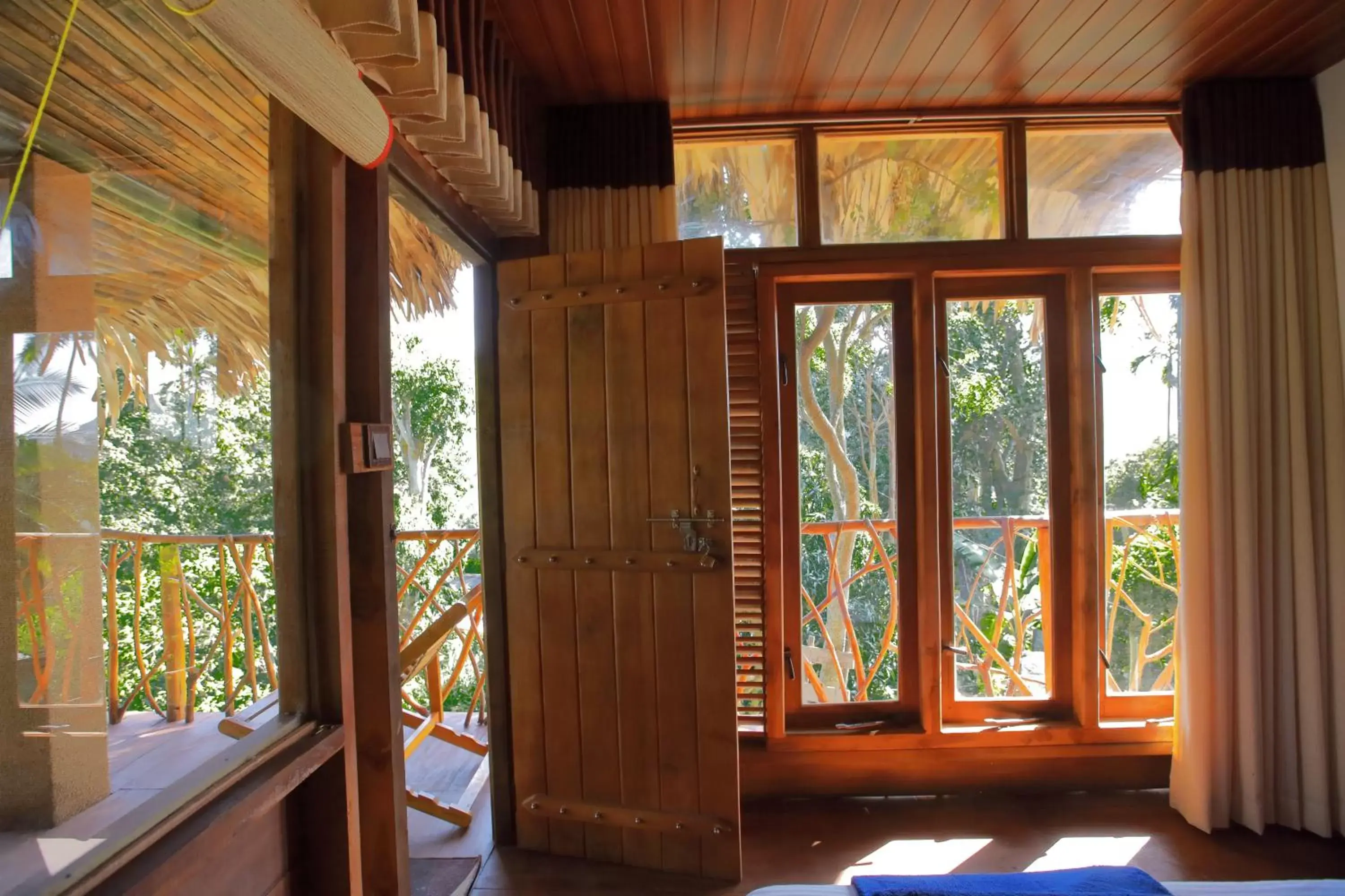 Double Room with Mountain View - single occupancy in The Winsome & Tree House Double Room with Mountain View - single occupancy in The Winsome & Tree House