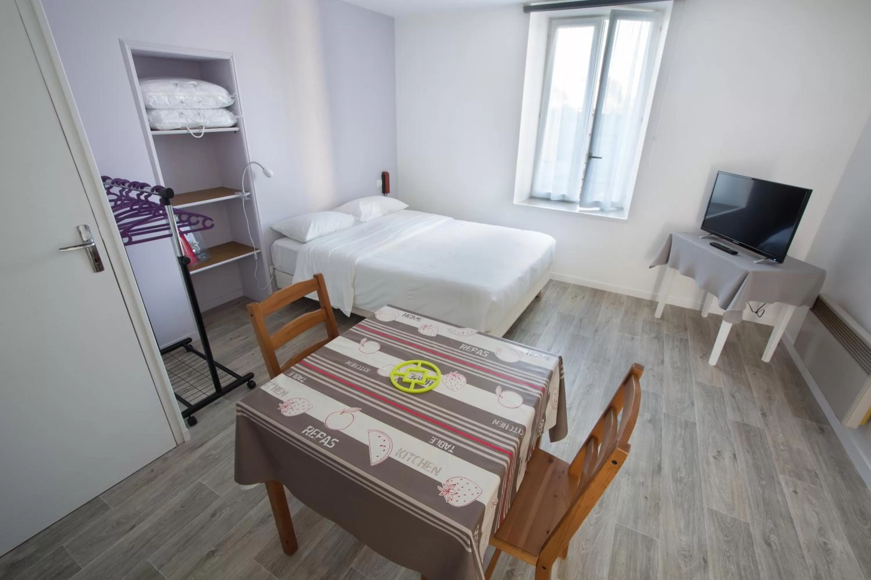 Photo of the whole room, Bed in Hôtel Le Verger