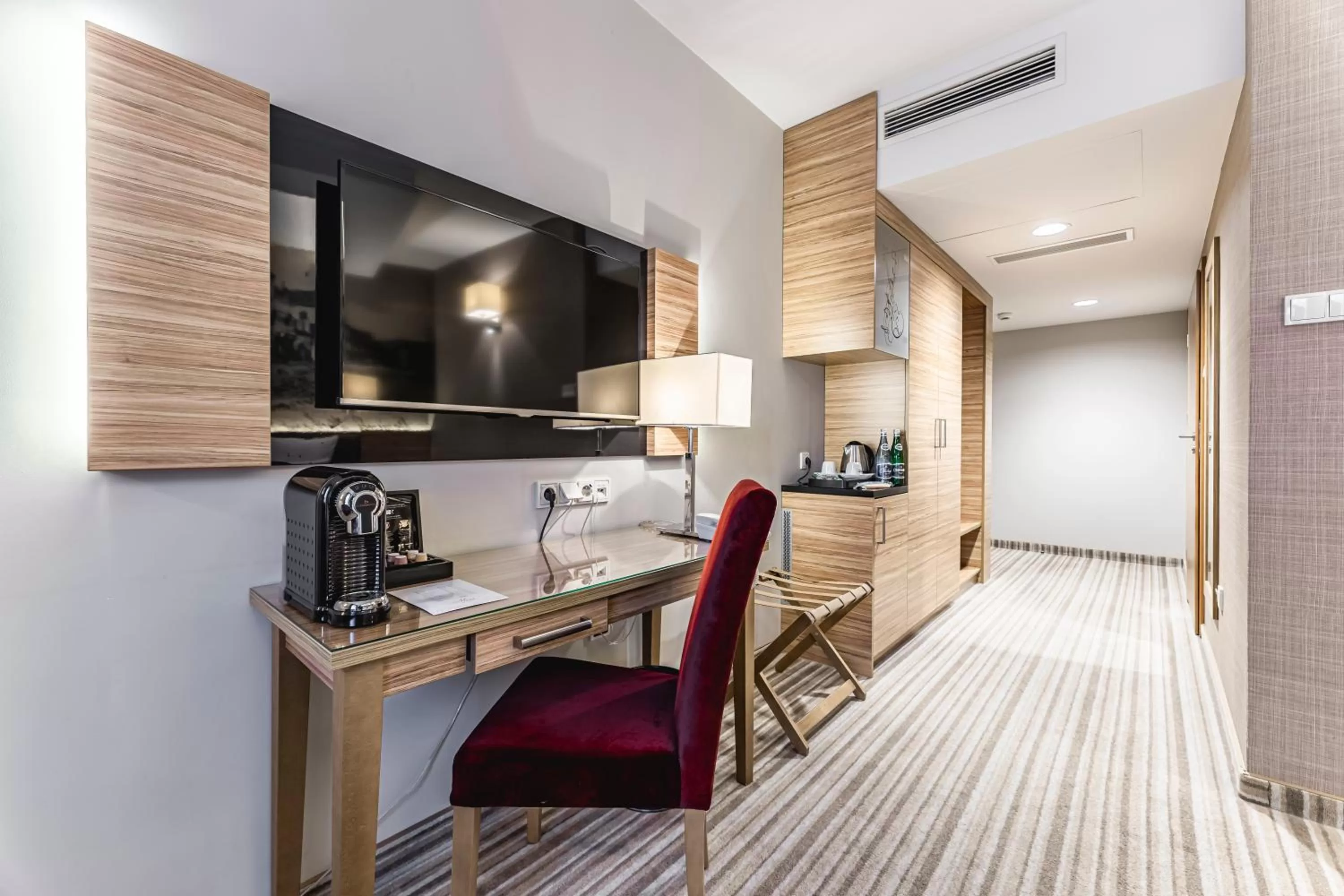 TV and multimedia in Hotel Wieniawski