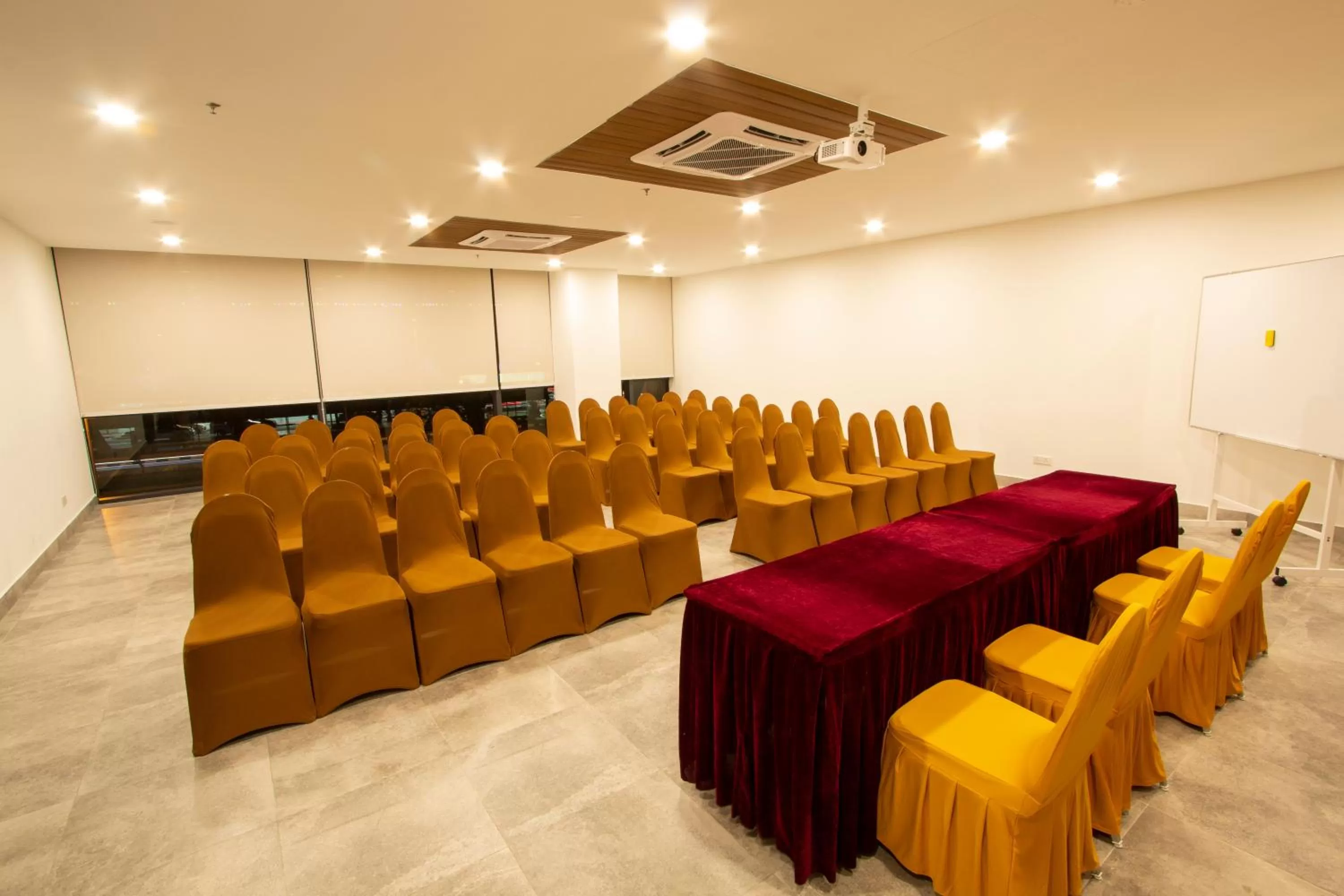 Business facilities in AZ Hotel & Serviced Apartments