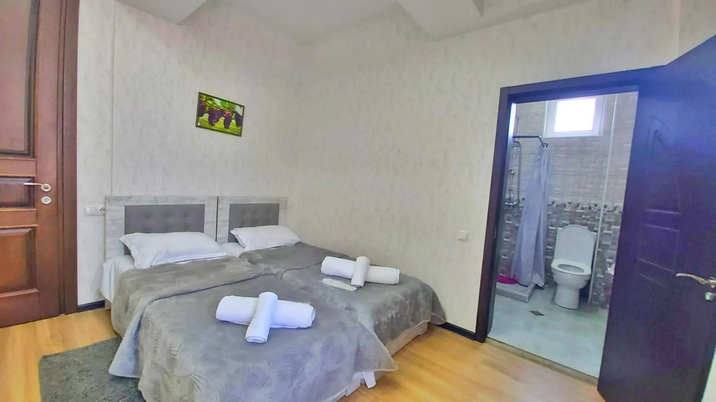 Deluxe Double Room in Gamarjoba Hotel Deluxe Double Room in Gamarjoba Hotel