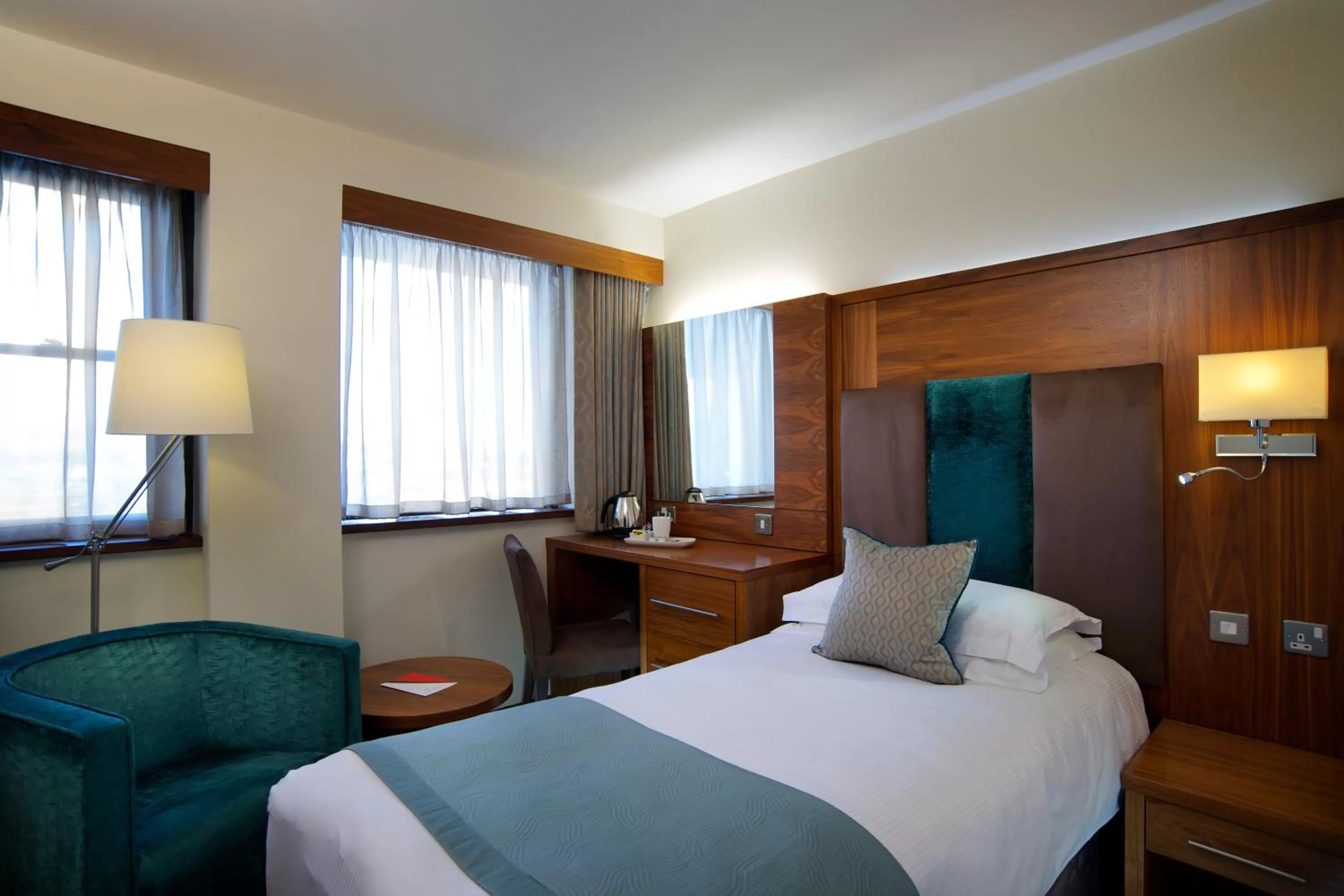 Bedroom, Bed in The View Hotel