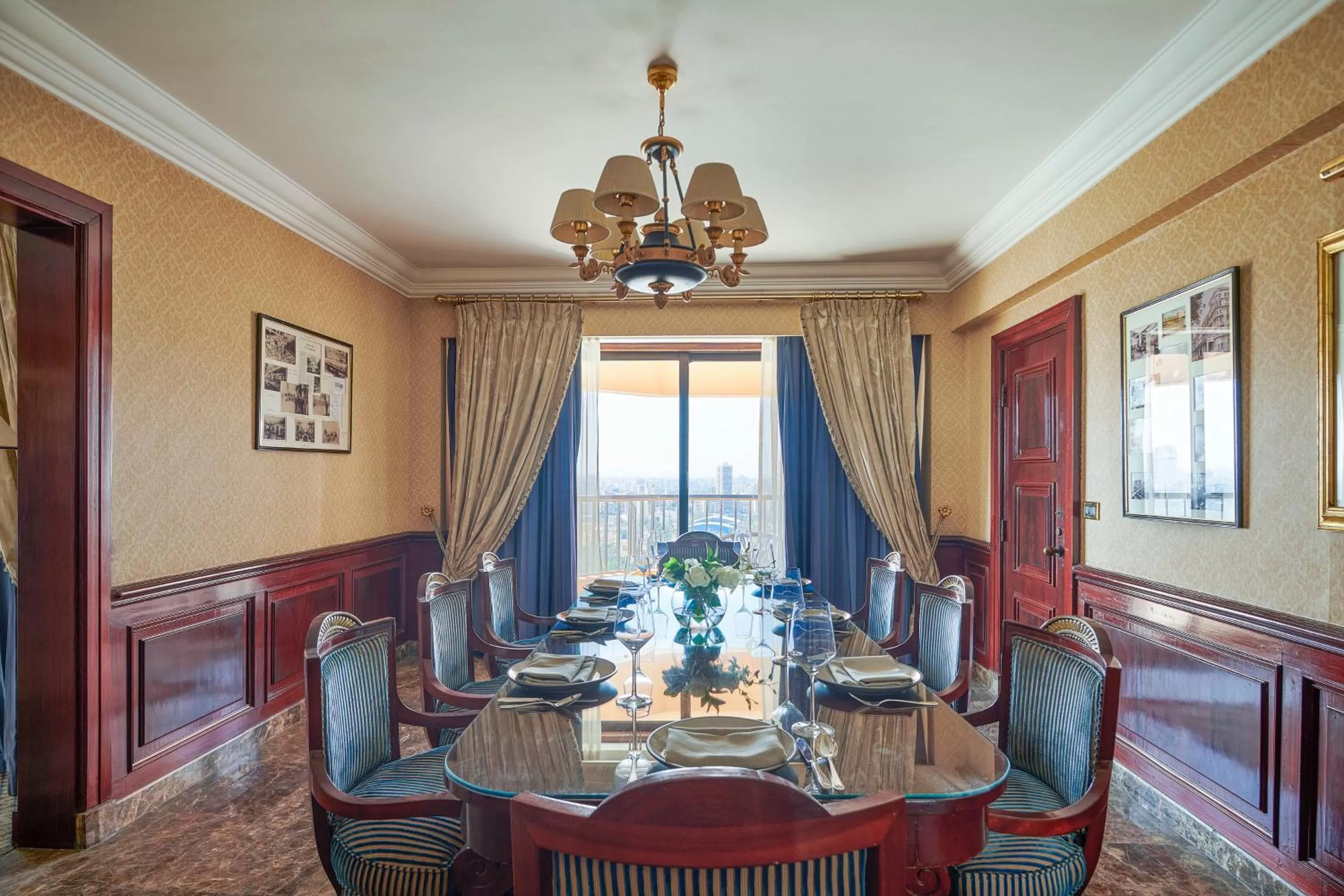 Dining area in InterContinental Cairo Semiramis by IHG
