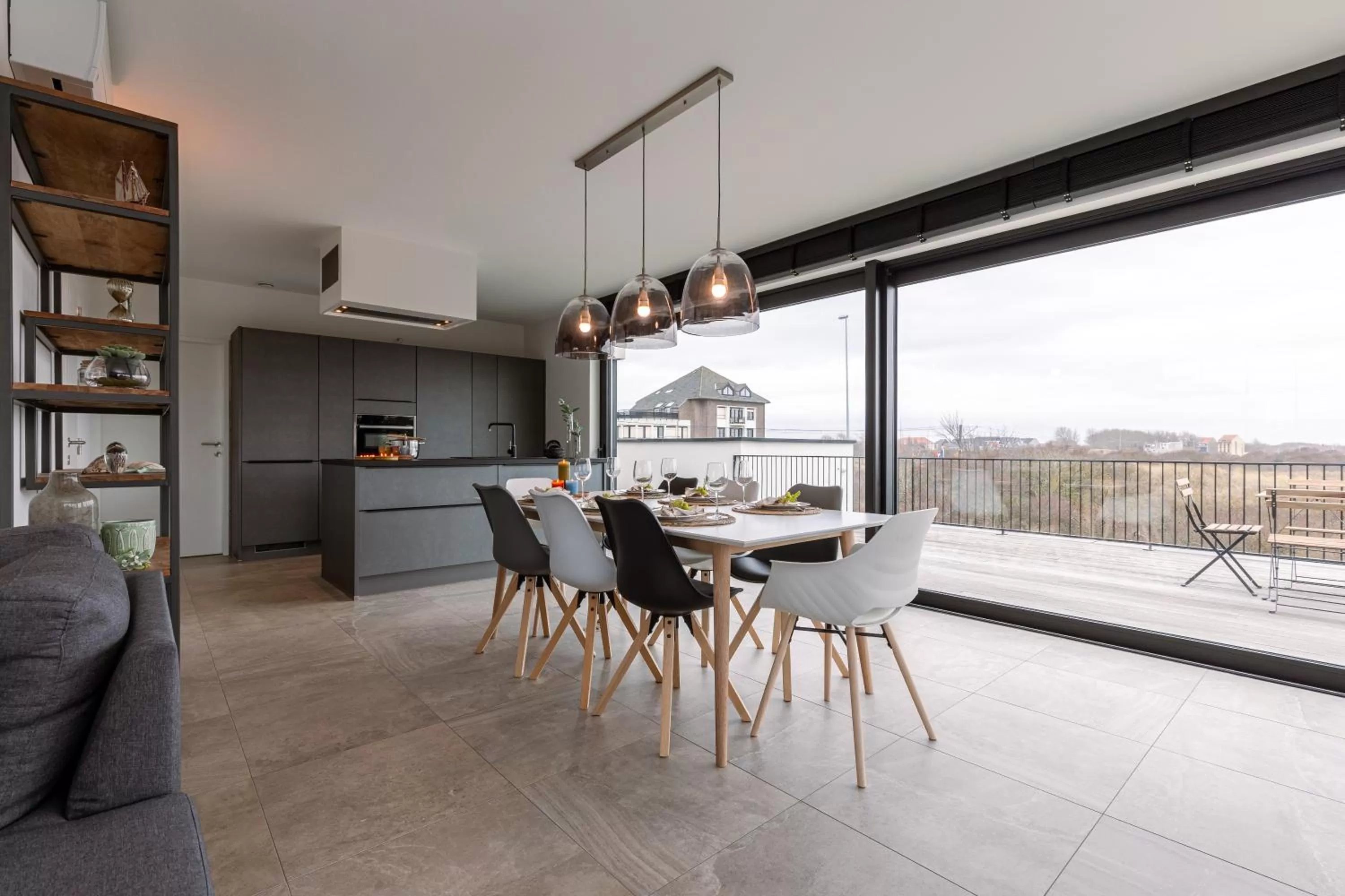 Dining Area in Whaaw Westende-bad