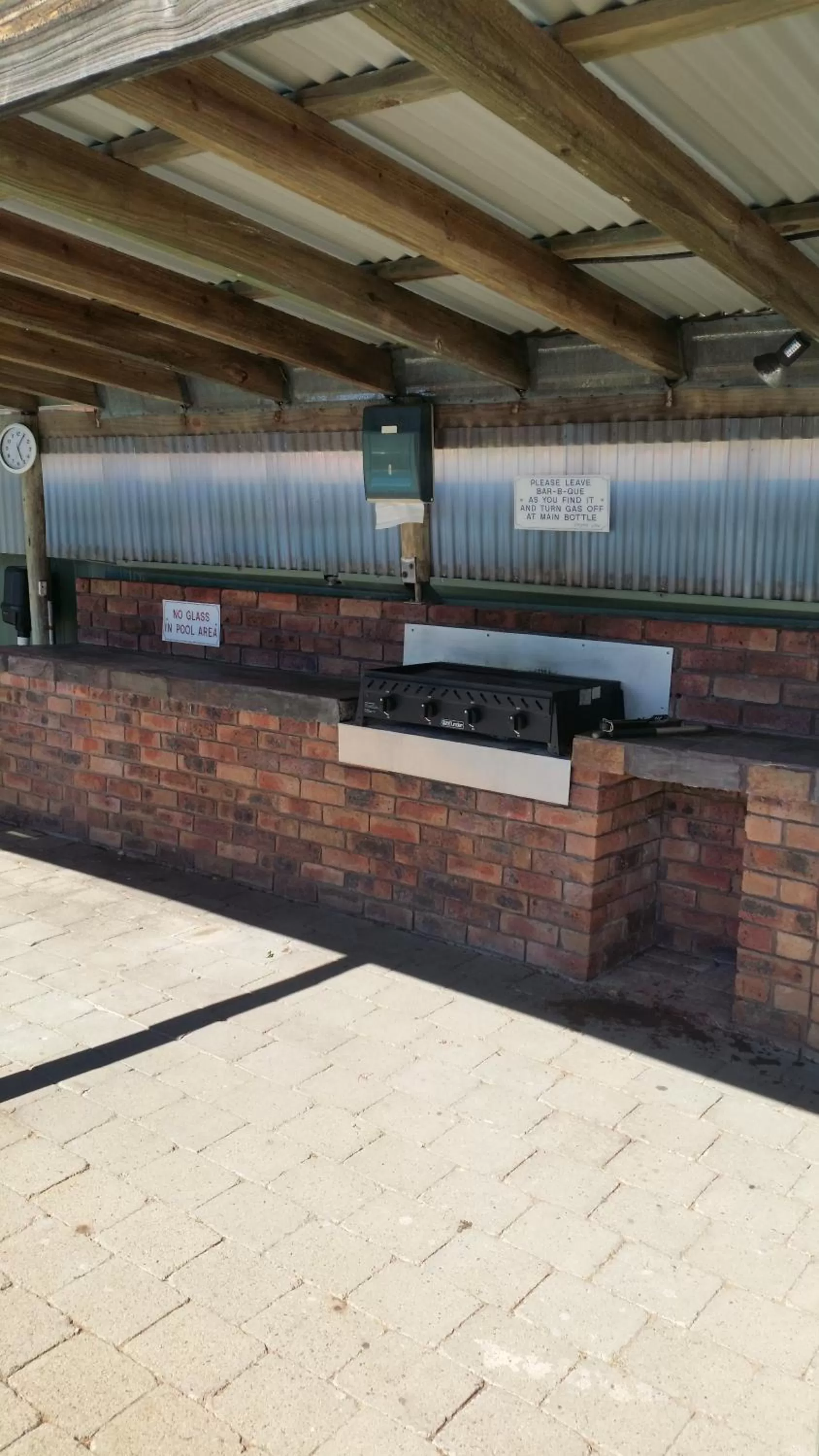 BBQ facilities in Tradewinds Apartments