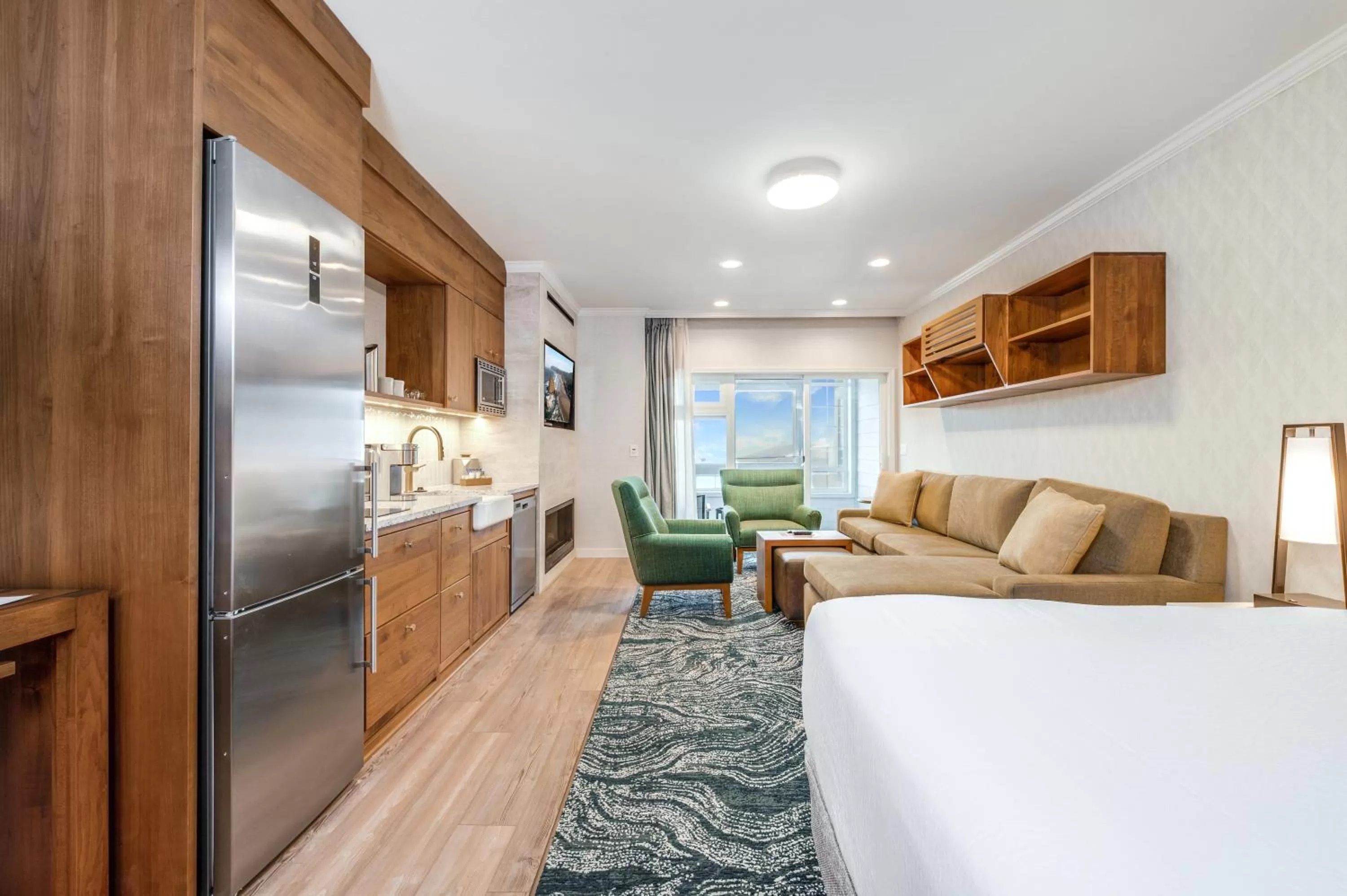 Bed in Hallmark Resort in Cannon Beach