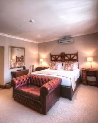 Bedroom, Bed in Issaquena Heights Boutique Hotel