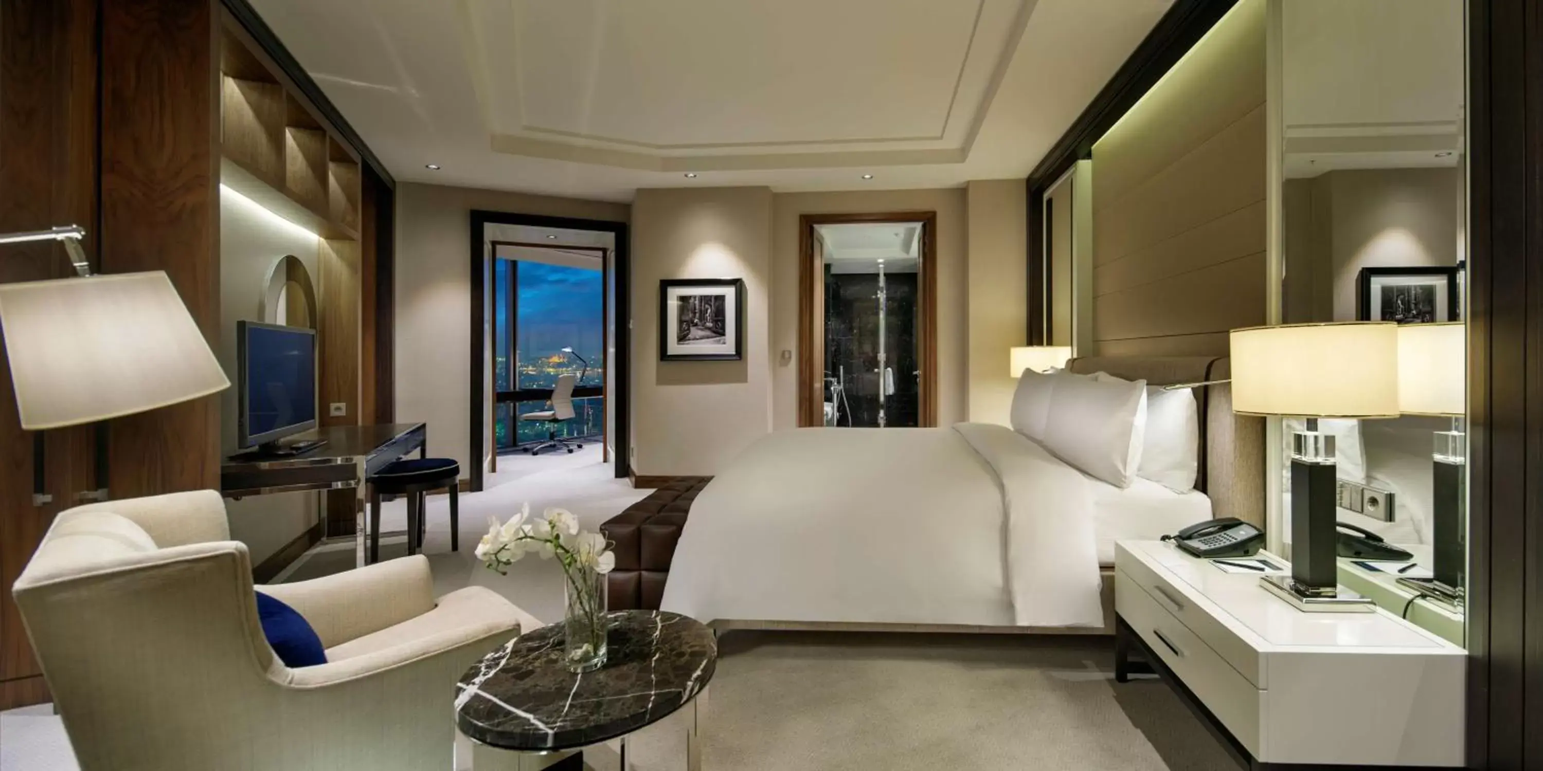 King Taksim Suite with Sea View in Hilton Istanbul Bomonti King Taksim Suite with Sea View in Hilton Istanbul Bomonti