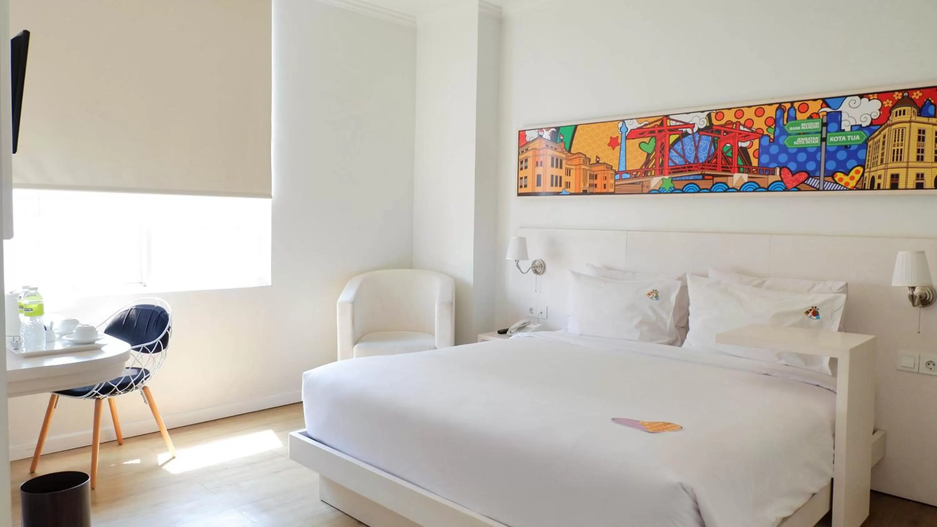 Bed in MaxOne Signature Glodok Jakarta