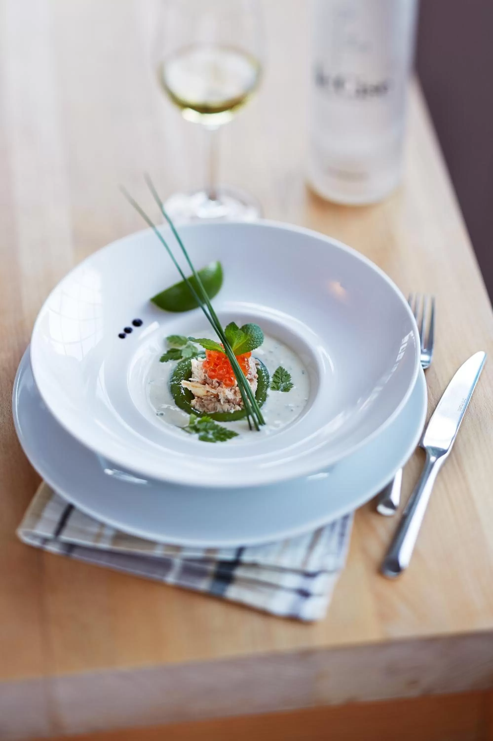 Restaurant/places to eat in The Originals Hôtel Le Cise Restaurant Chambres et Suites