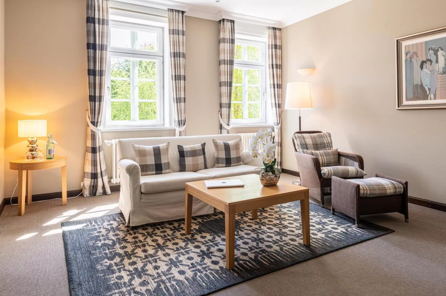 Photo of the whole room, Seating Area in Niemeyers Romantik Posthotel