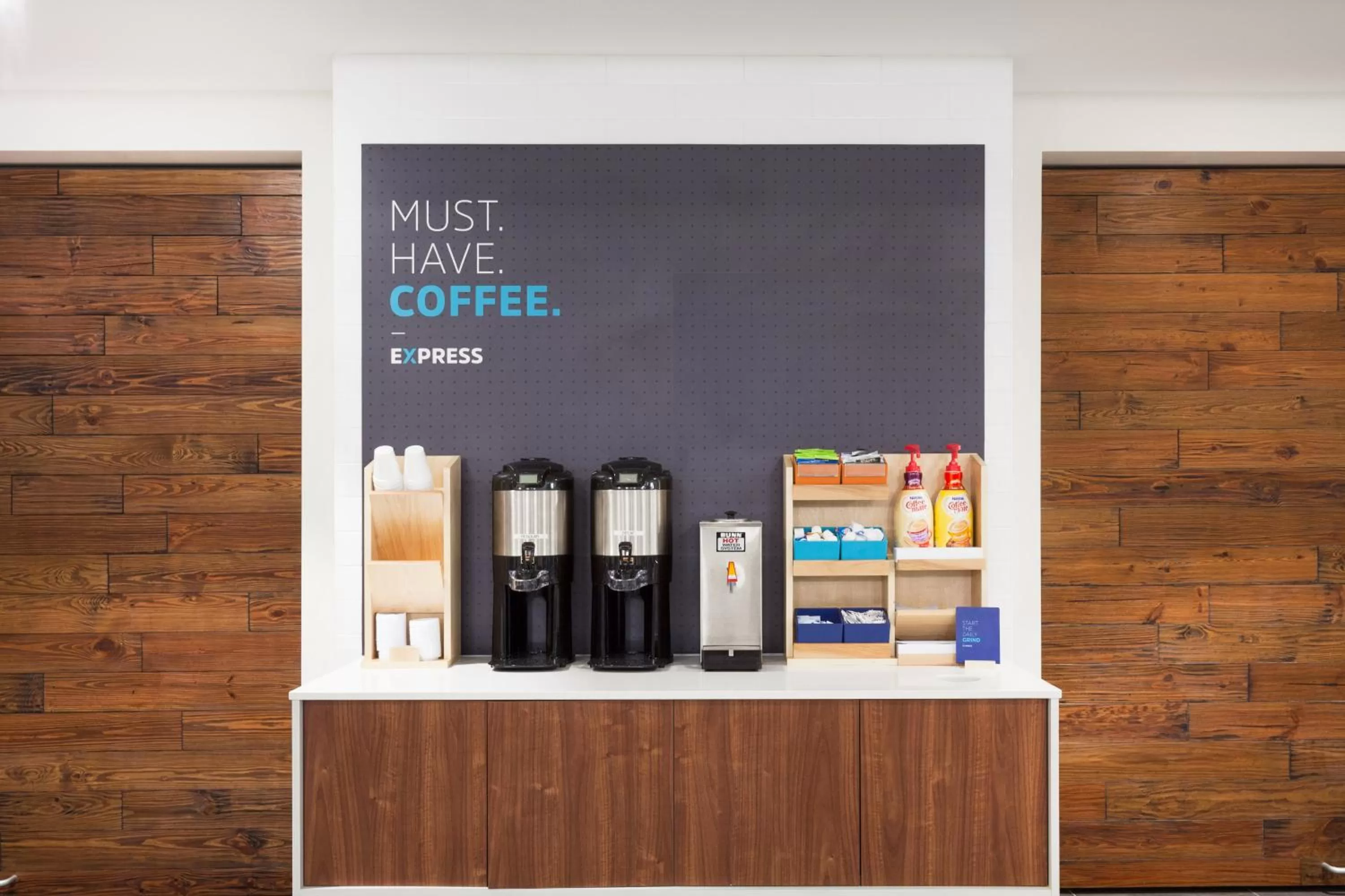 Breakfast in Holiday Inn Express & Suites Panama City Beach - Beachfront by IHG