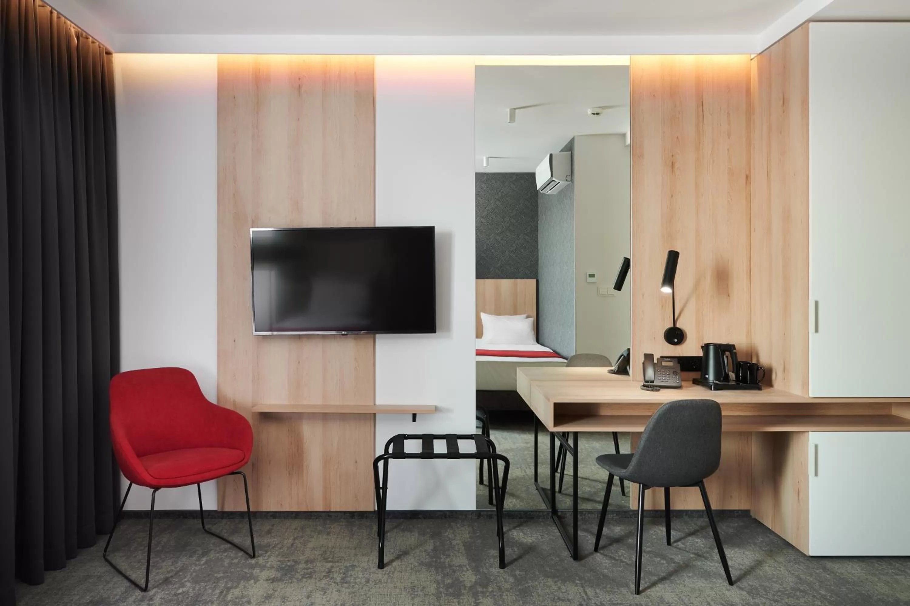 TV and multimedia, TV/Entertainment Center in Hotel Hetman