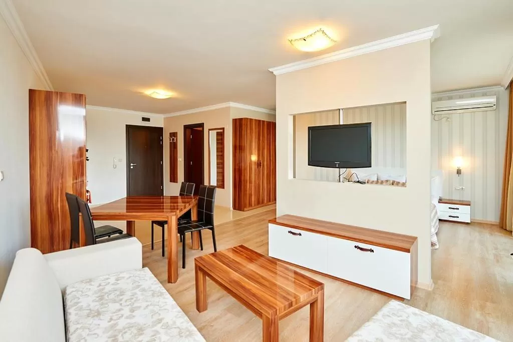 Living room, Bed in Penelopa Palace Apart Hotel & SPA