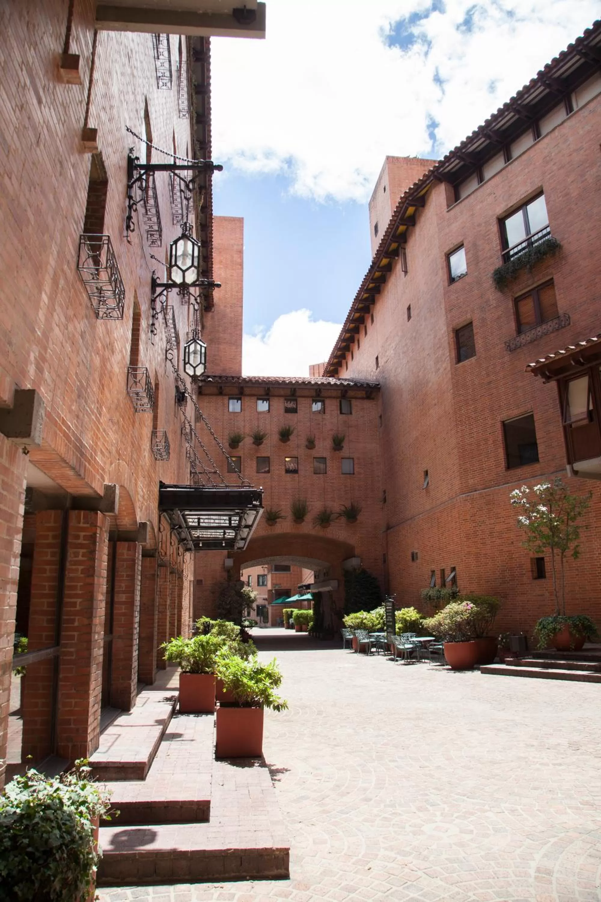 Facade/entrance in Cora 127 Plenitud