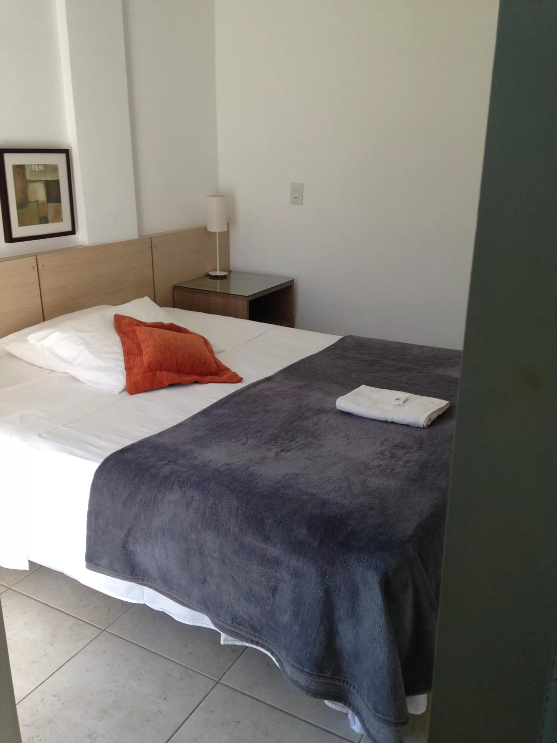 Photo of the whole room, Bed in Camboinhas Beach Pousada