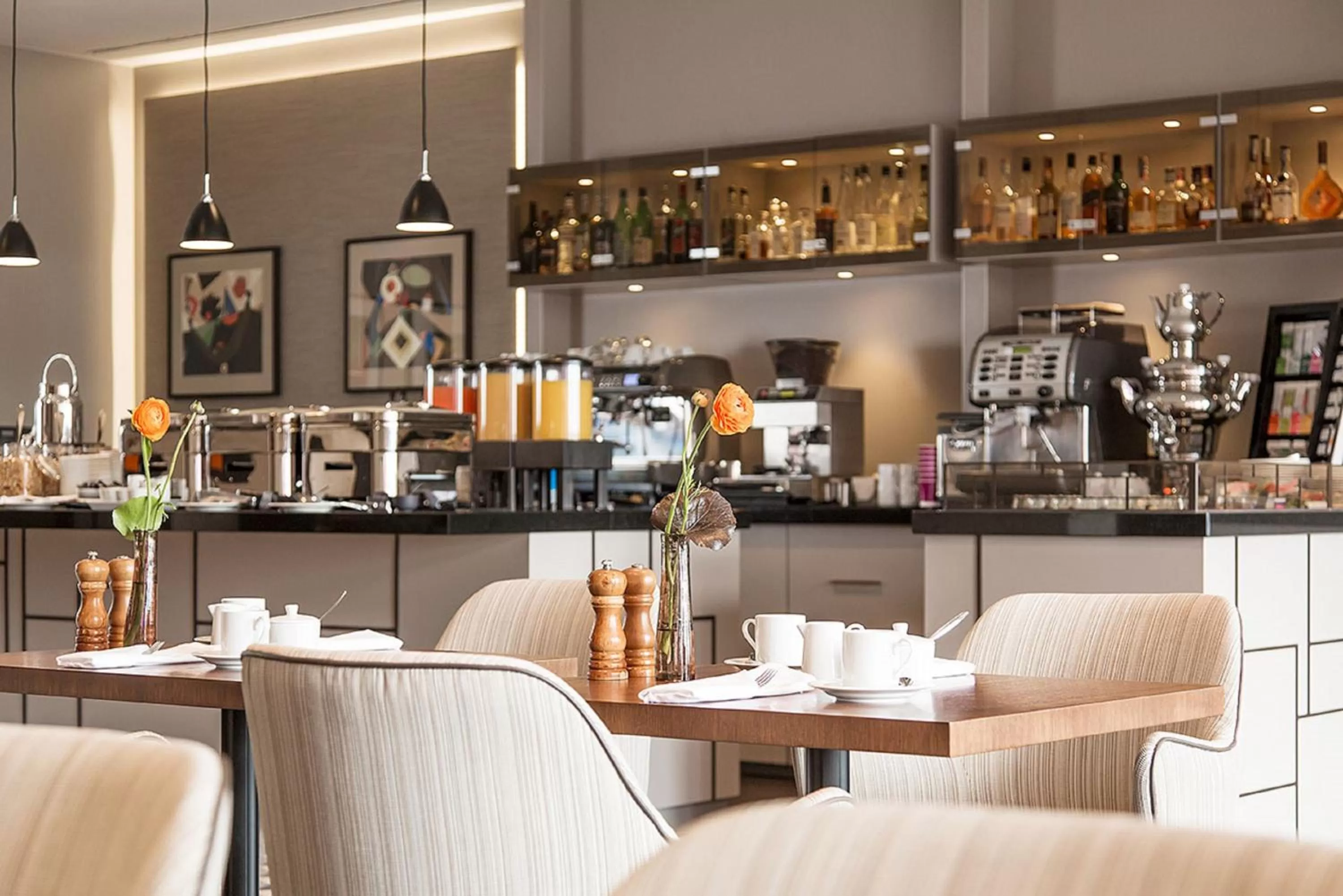 Restaurant/places to eat in AMERON Bonn Hotel Königshof