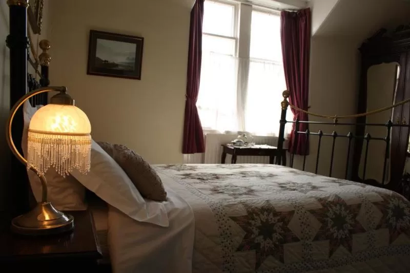 Bedroom, Bed in Dunallan Guest House