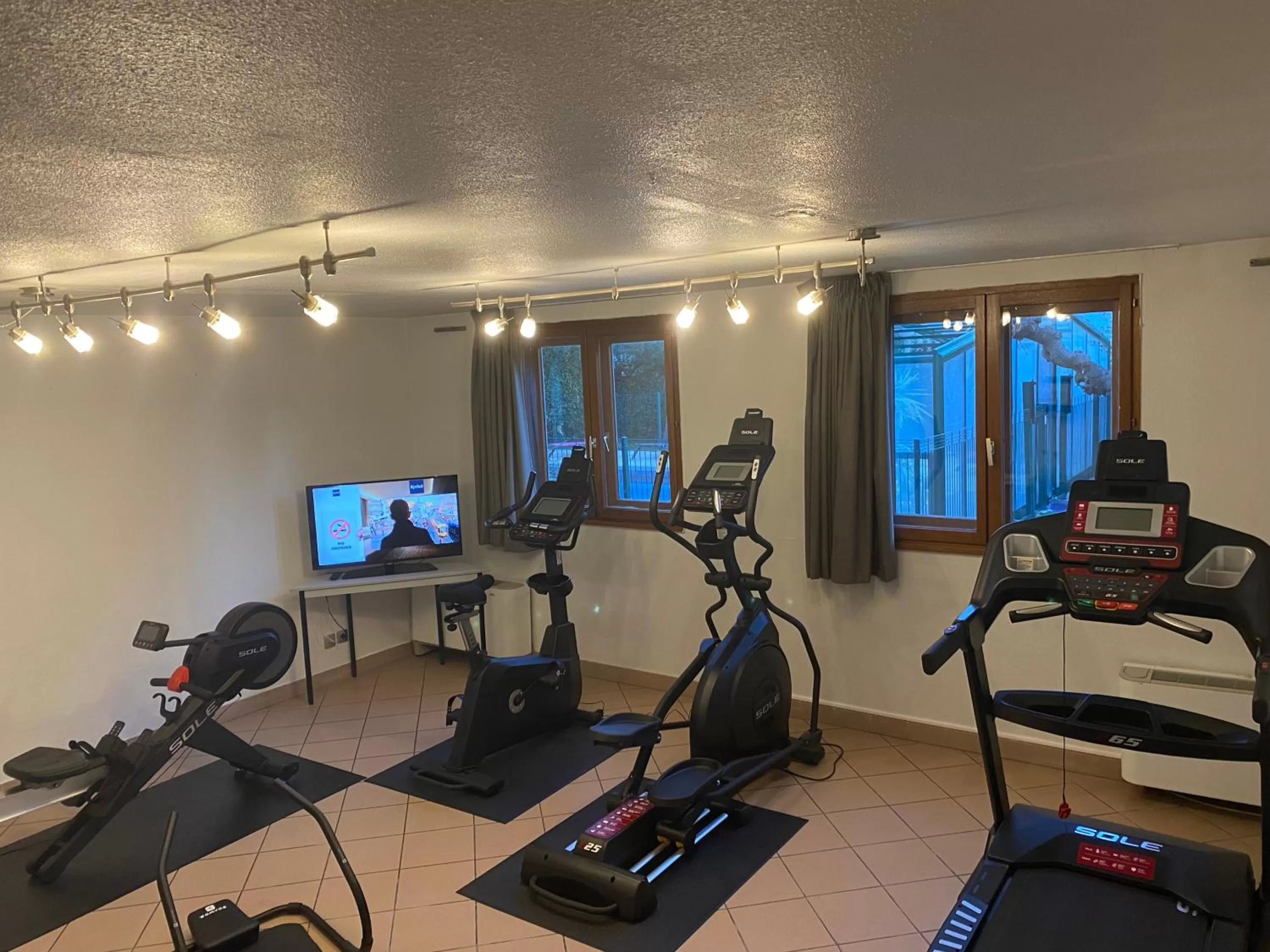 Fitness centre/facilities in Kyriad Montpellier Aéroport - Gare Sud de France