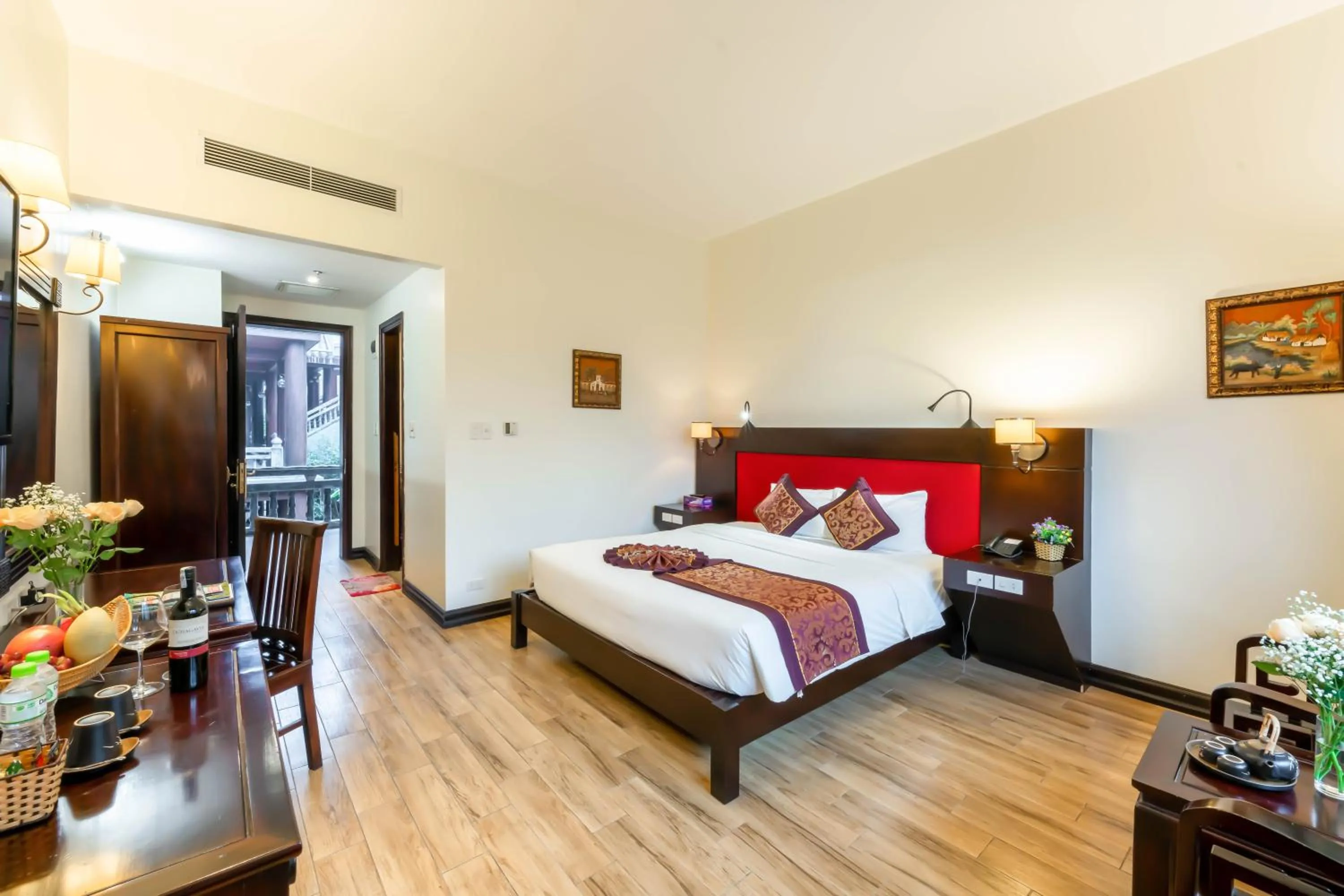 Photo of the whole room, Bed in Khách xá Bái Đính