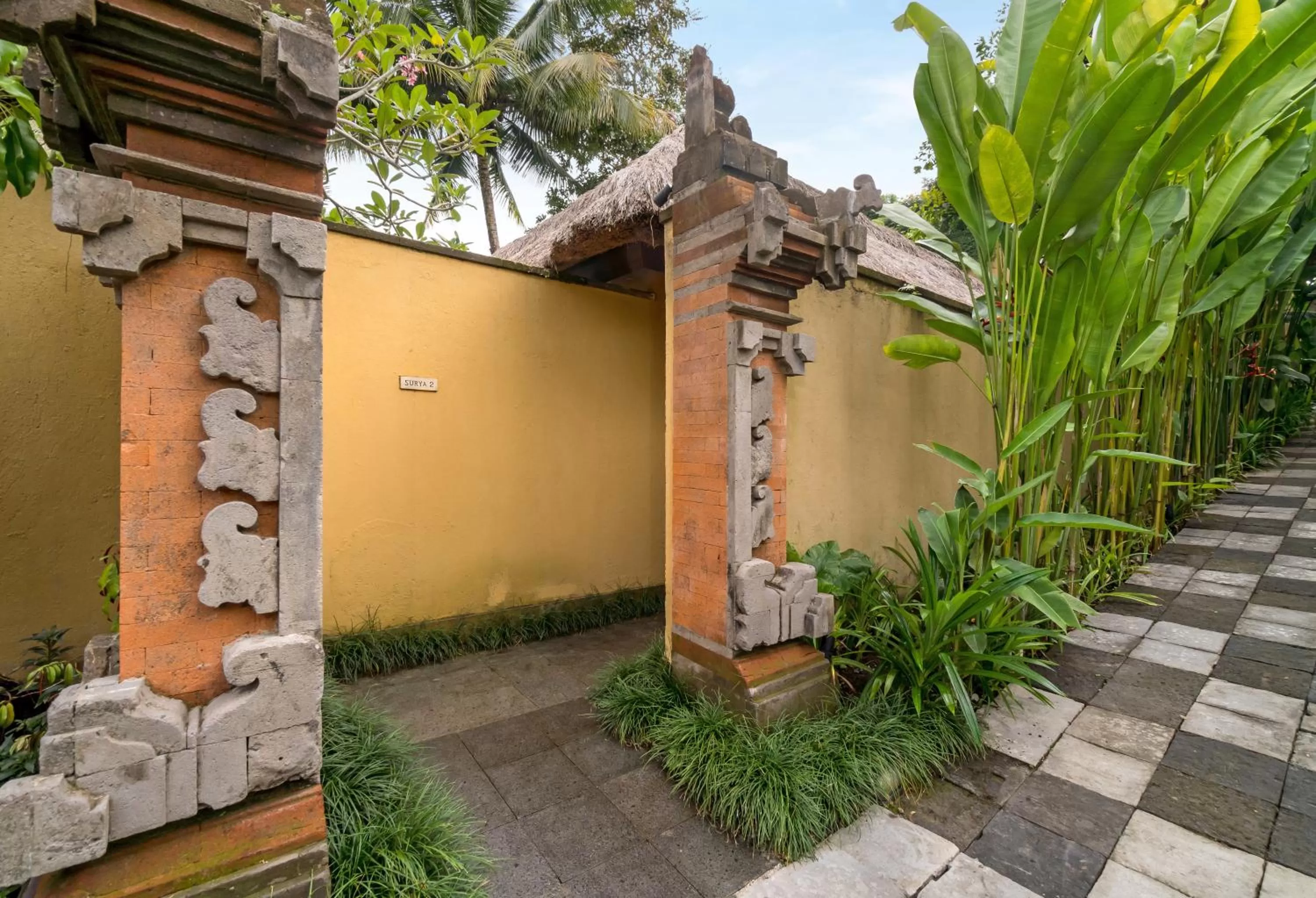 Facade/entrance in Ubud Green Resort Villas Powered by Archipelago