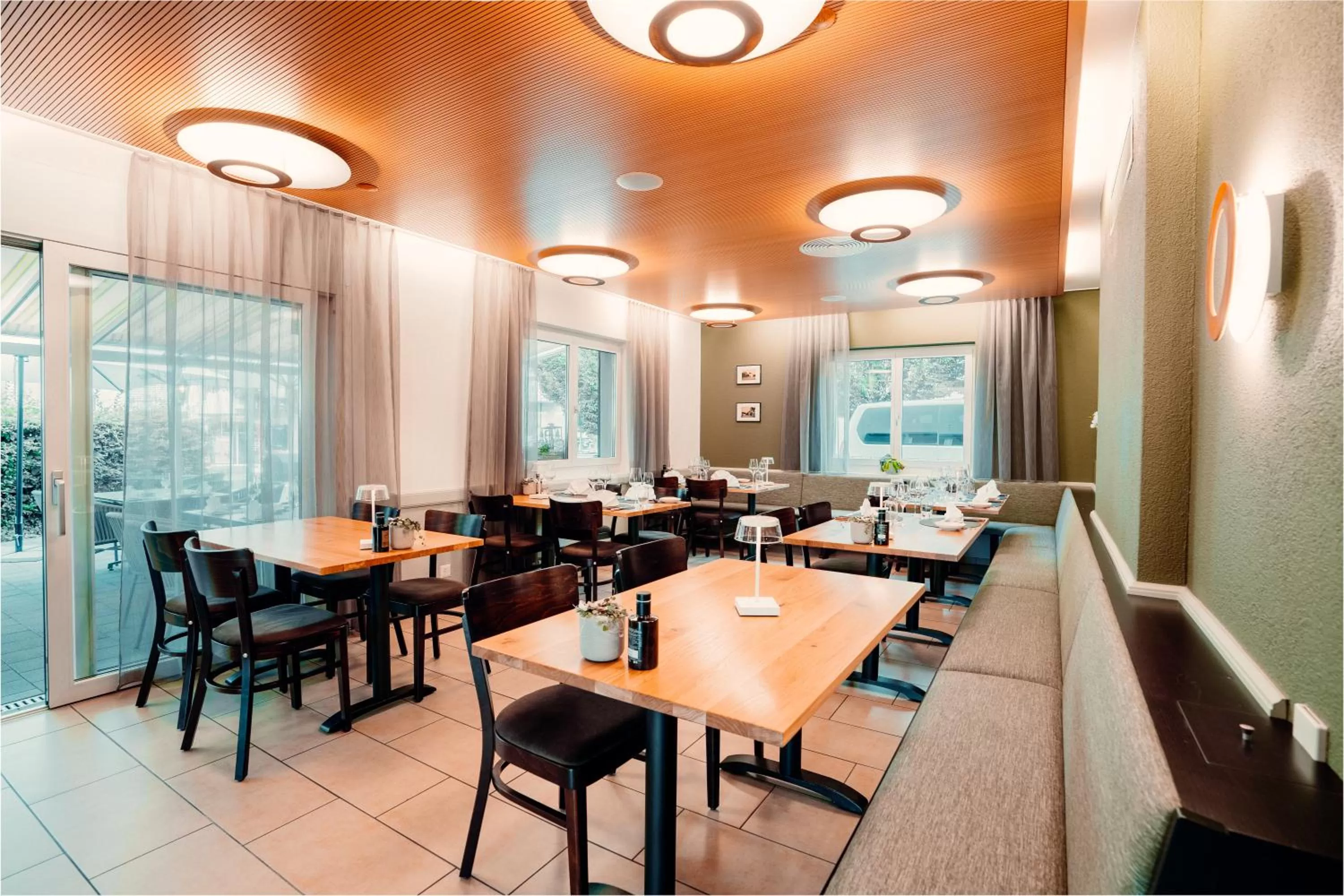 Restaurant/places to eat in Hotel Rössli Luterbach