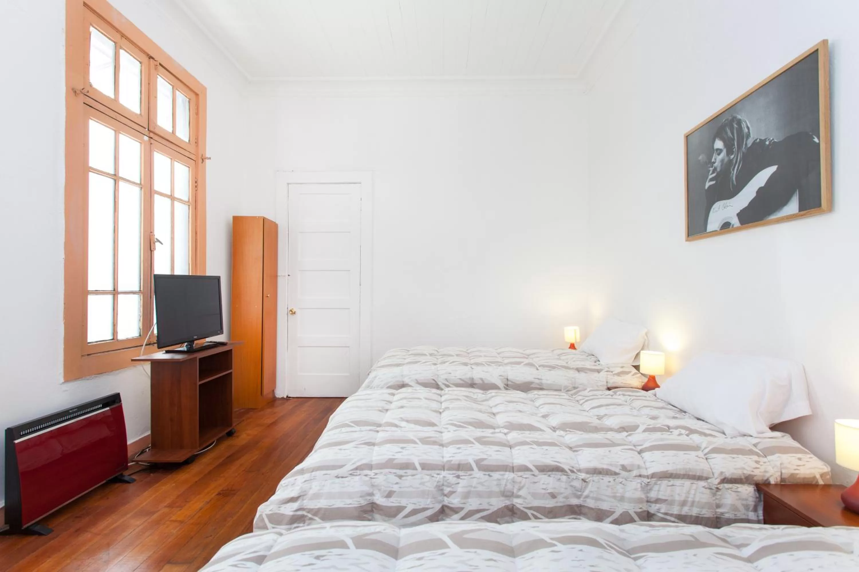 Photo of the whole room, Bed in Italia Suite