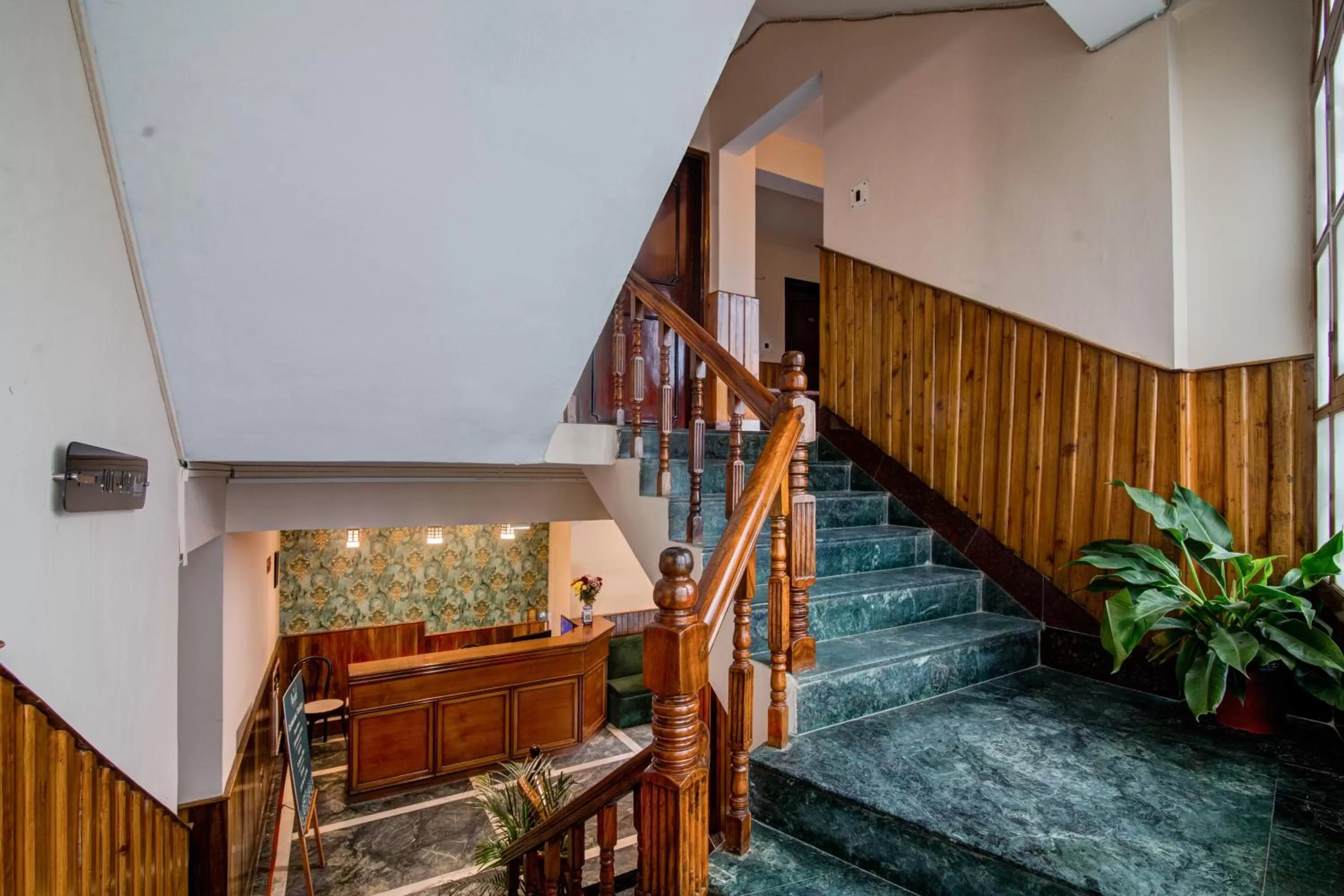 Lobby or reception in Muscatel Roma - 400 Mts from Mall Road