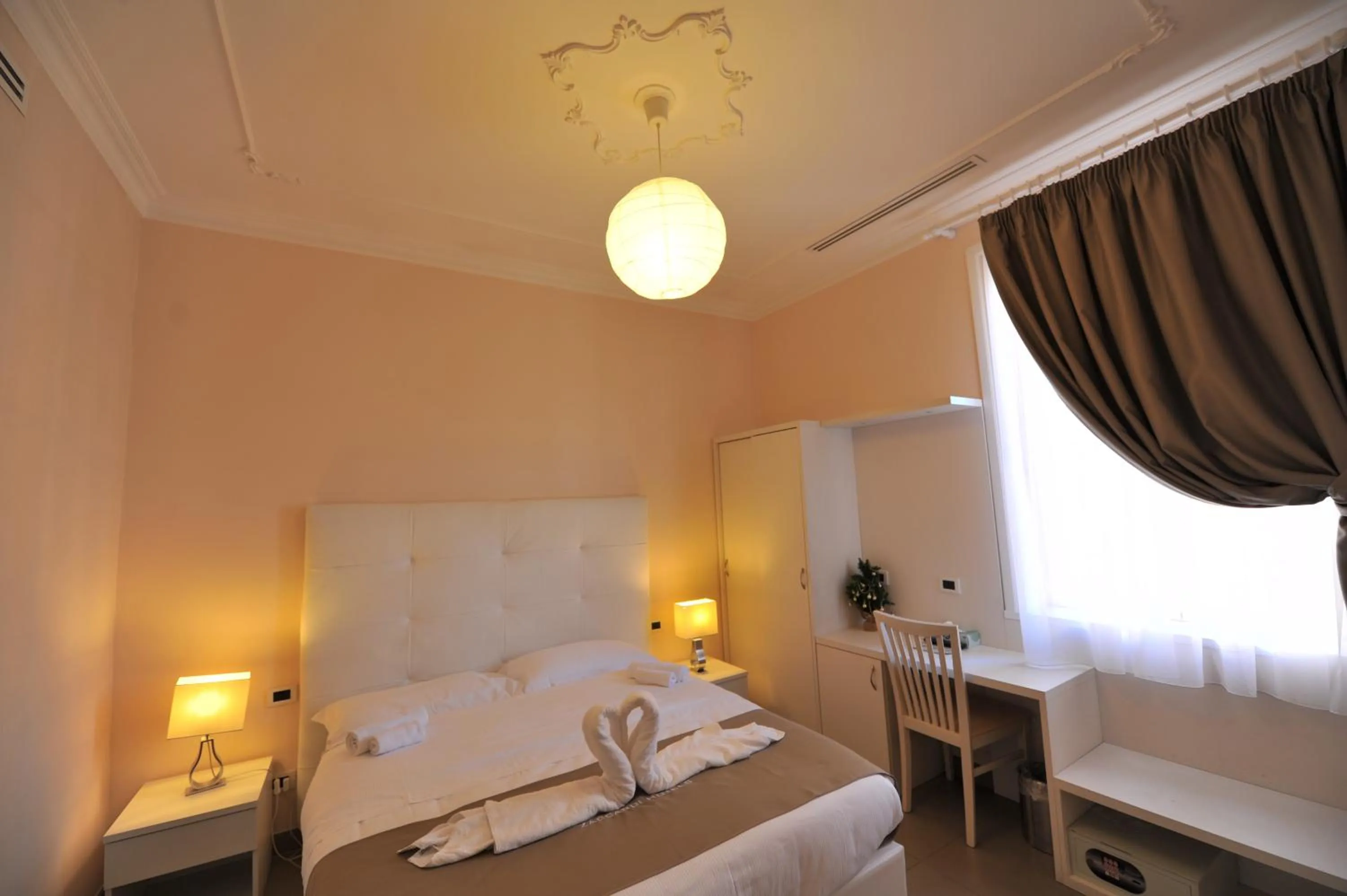 Photo of the whole room, Bed in Villa Zaccardi