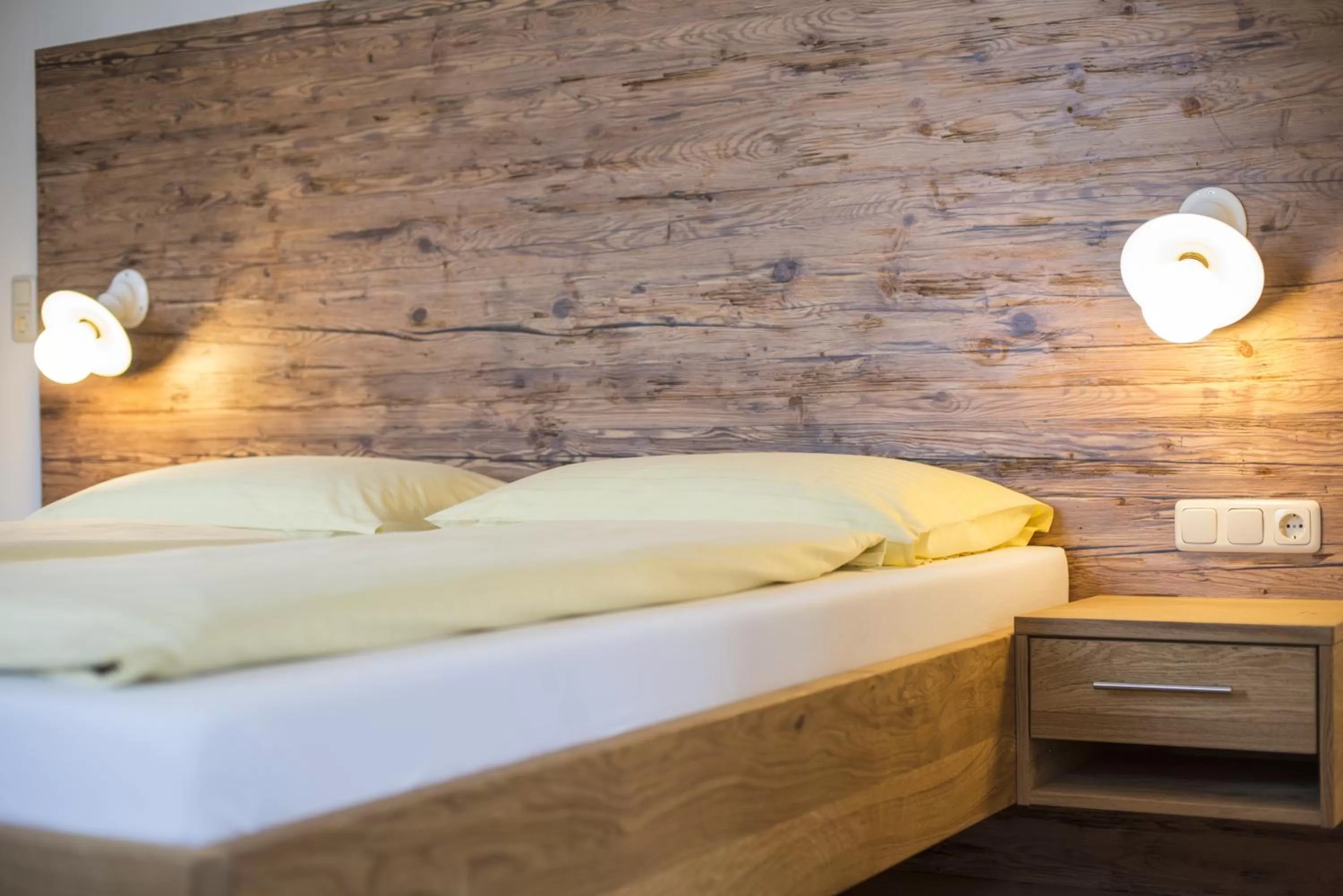 Bed in MÜHLBACHER - inklusive kostenfreiem Eintritt in die Alpentherme