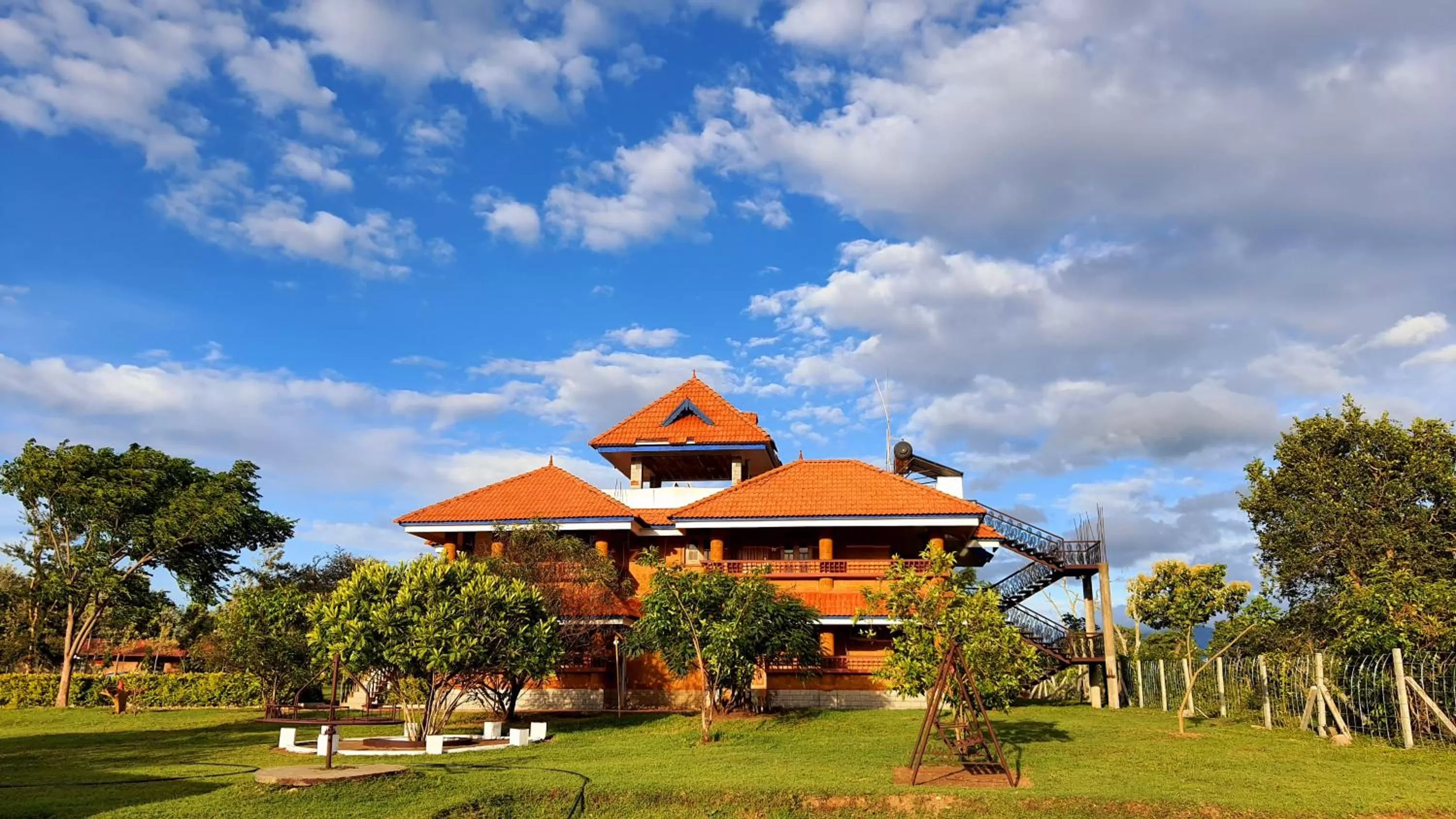 Facade/entrance in Avadale Masinagudi - Stag Groups Not Allowed