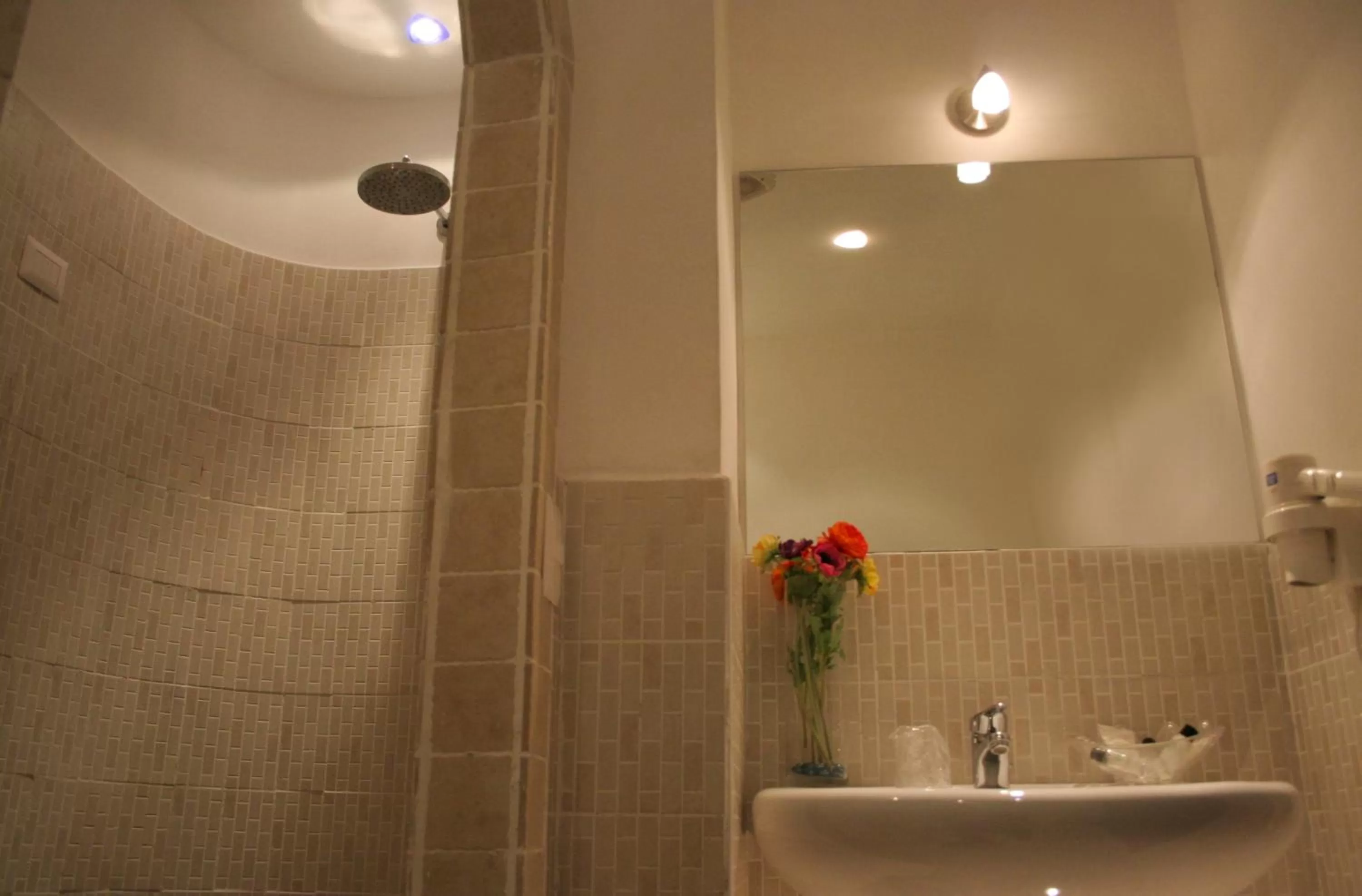 Bathroom in Hotel Mediterraneo