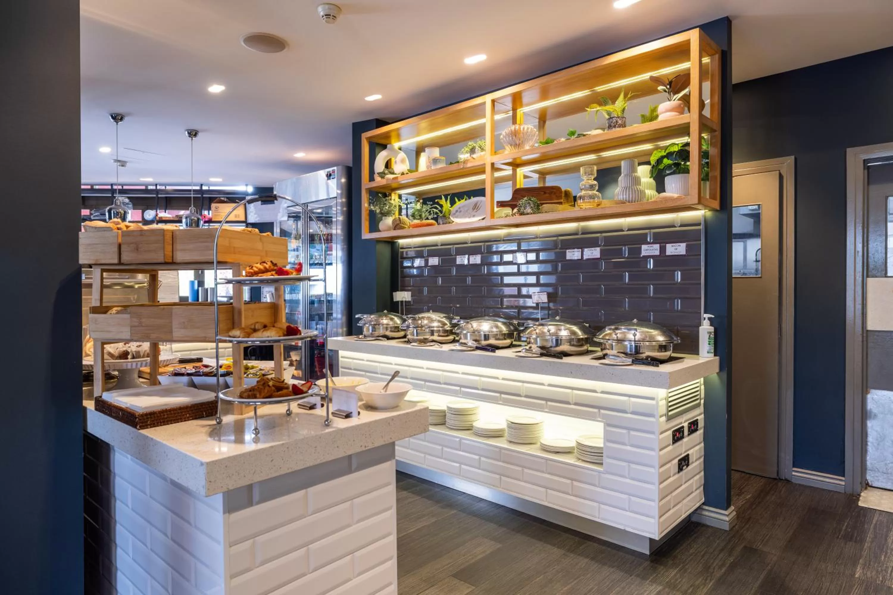 Restaurant/places to eat in Rydges Southbank Townsville