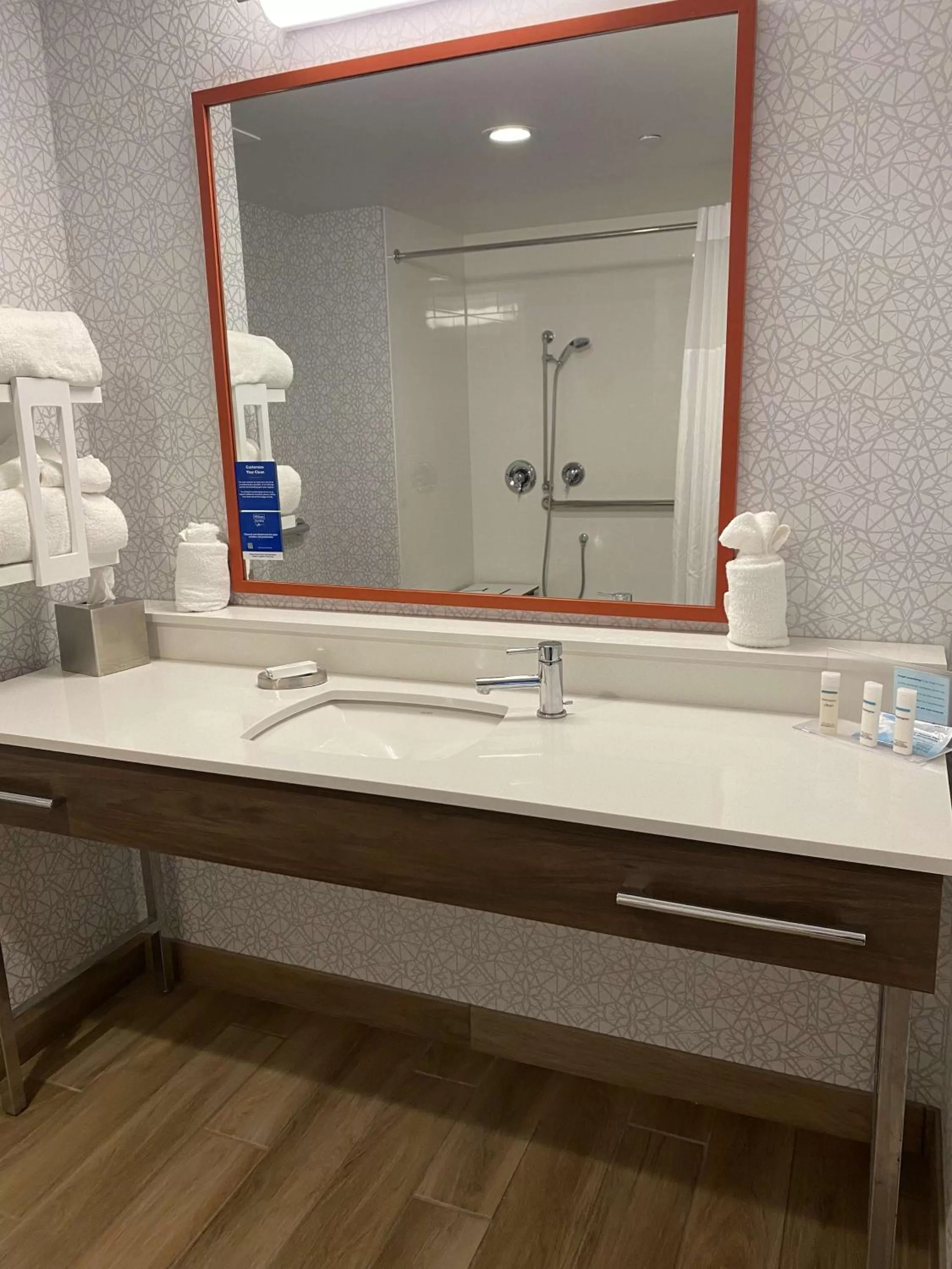 Bathroom in Hampton Inn & Suites Olean, Ny