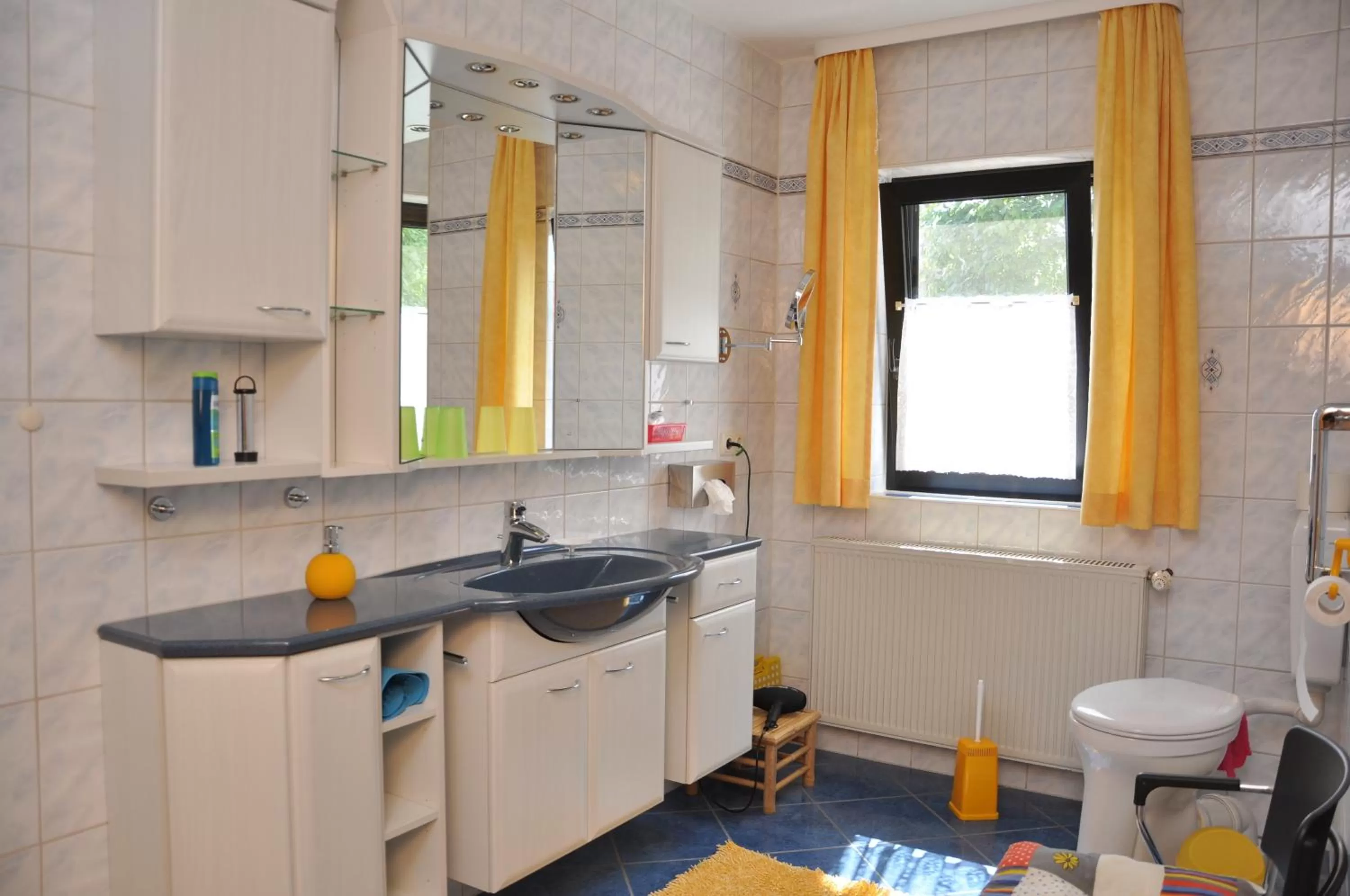 Bathroom in Hotel Haus Orchideental Jena